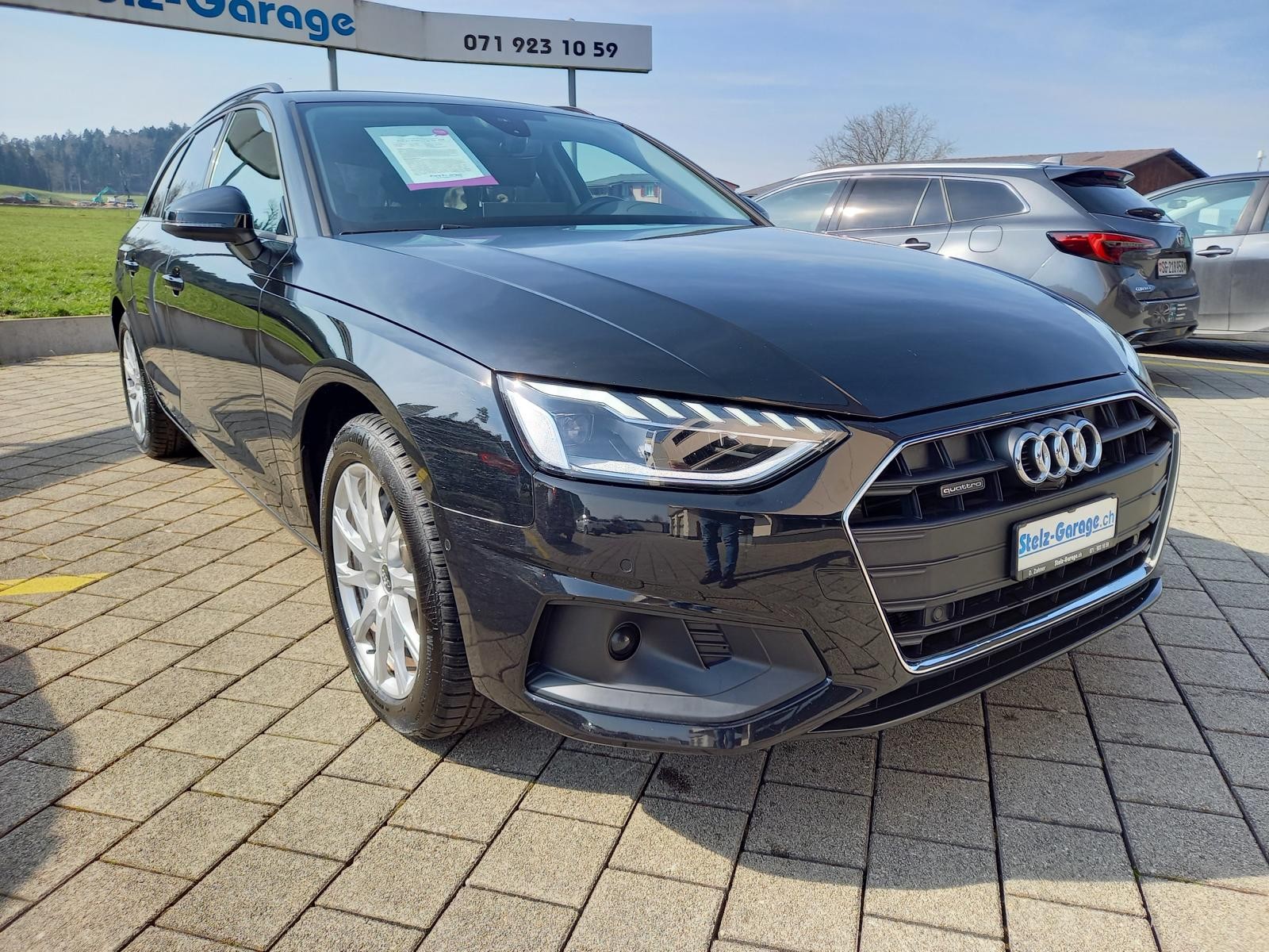 AUDI A4 Avant 40 TDI quattro S-tronic-showroom-element-3