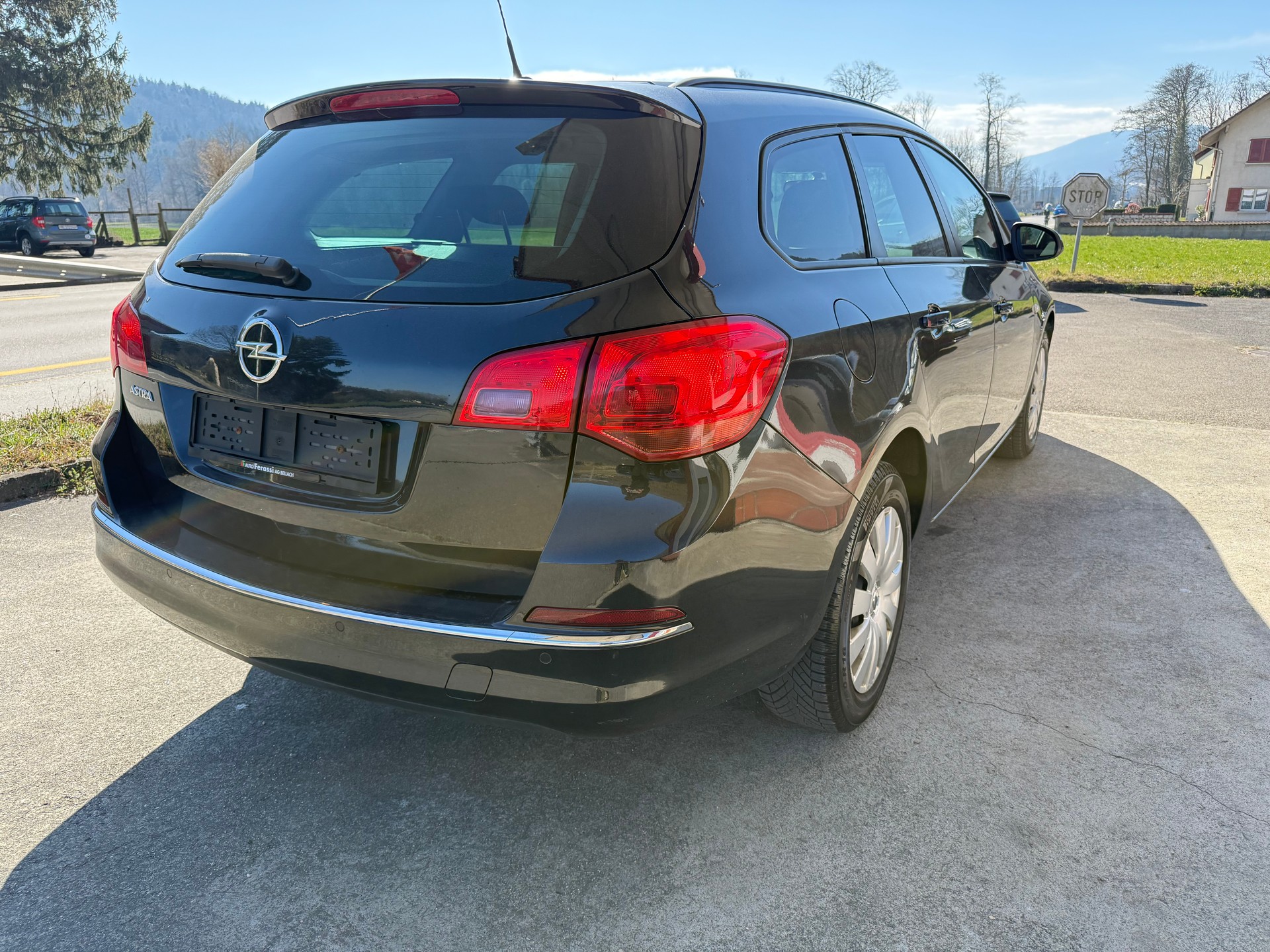 OPEL ASTRA-image-1