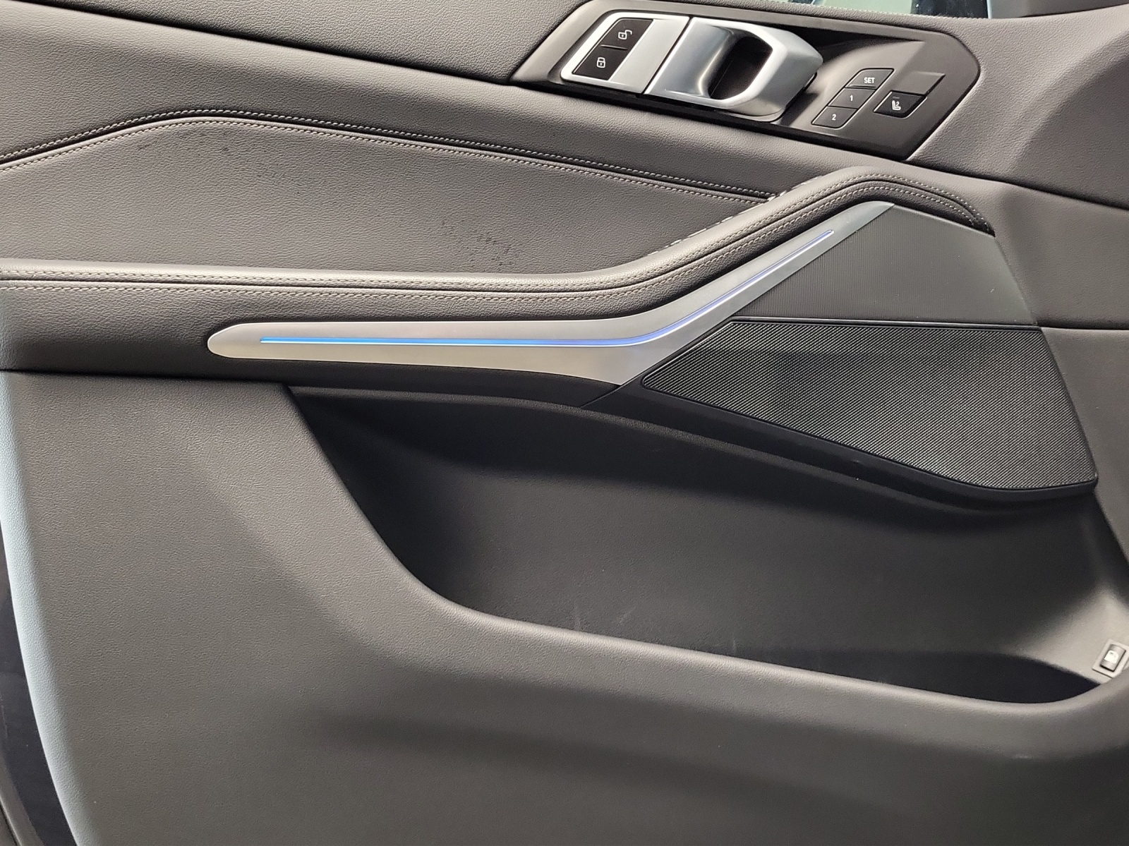 BMW X5 xDrive45e M Sport-image-17