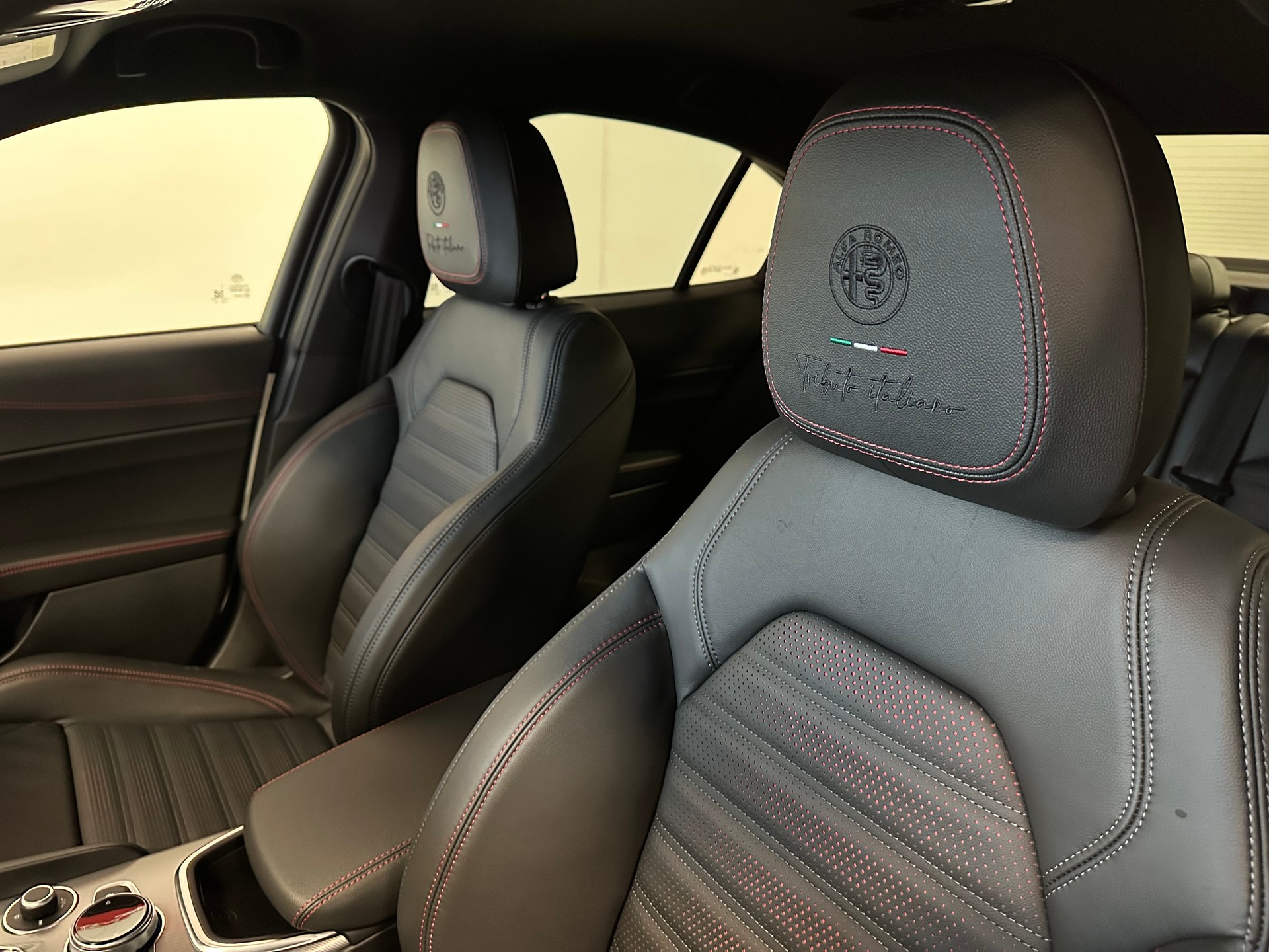 ALFA ROMEO Giulia 2.0 Tributo Italiano Q4 AT8-image-17