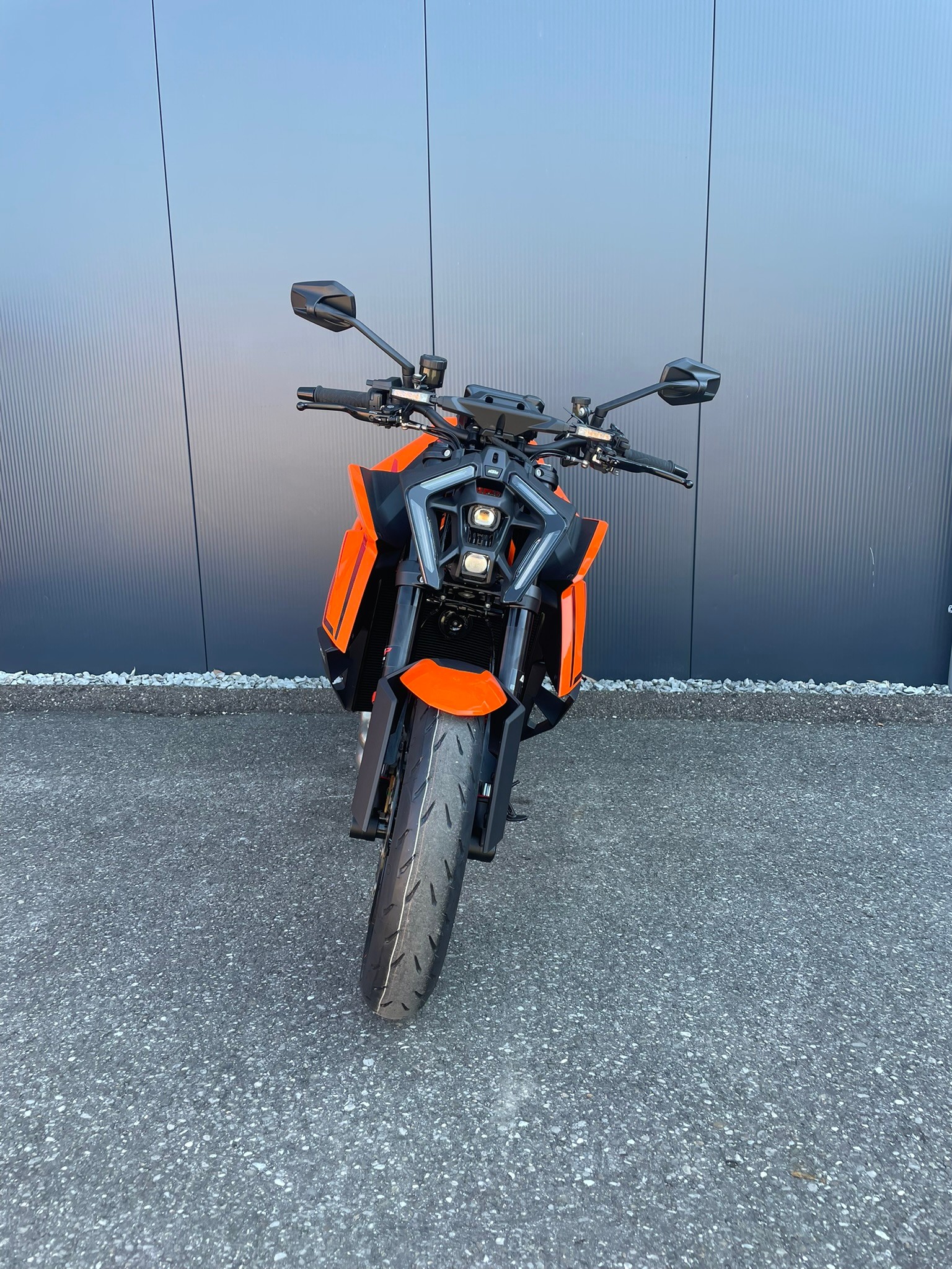 KTM 1390 Super Duke R-image-5