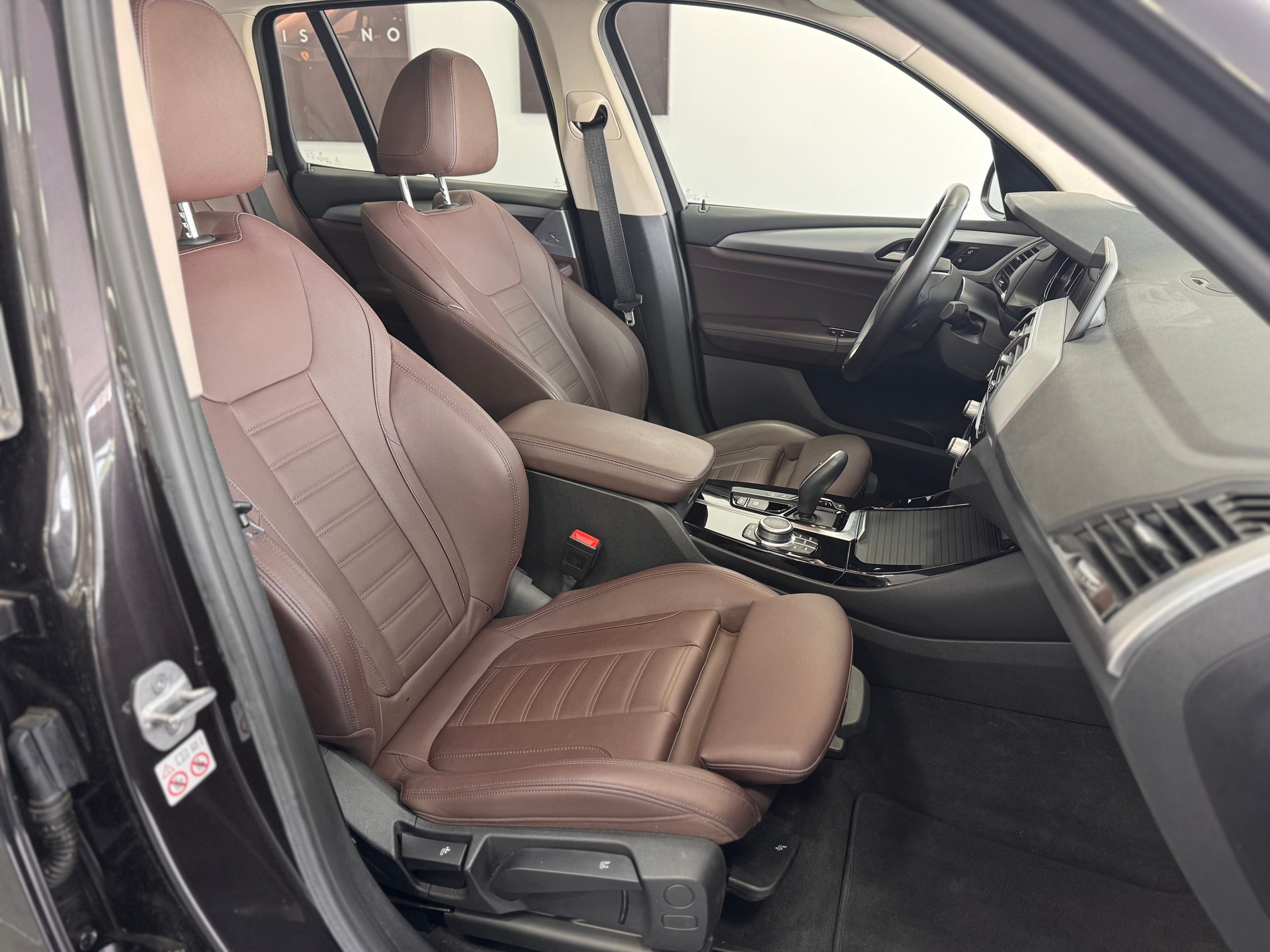 BMW X3 xDrive 48V 20d Steptronic *Leder Vernasca Braun / Live Cockpit / Apple Carplay / Akustikglas*-image-10