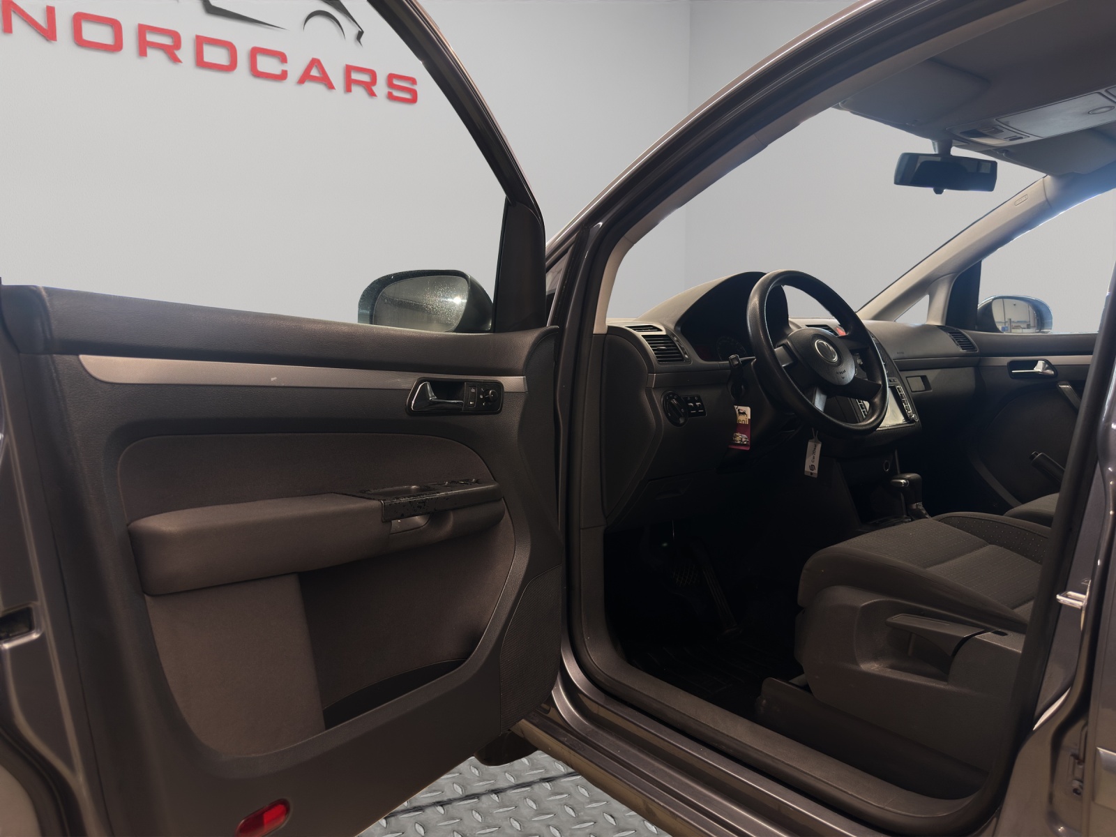 VW 1.9 TDI DSG-image-15