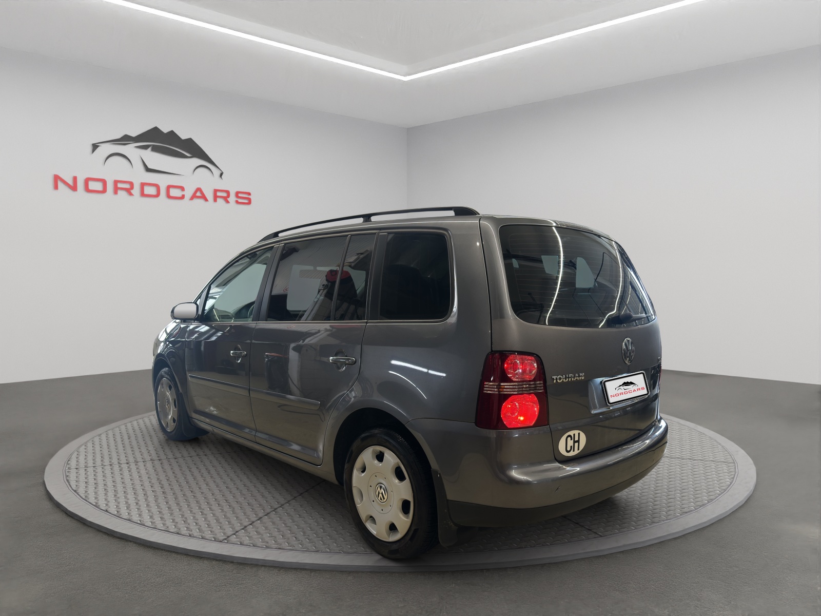 VW 1.9 TDI DSG-showroom-element-2