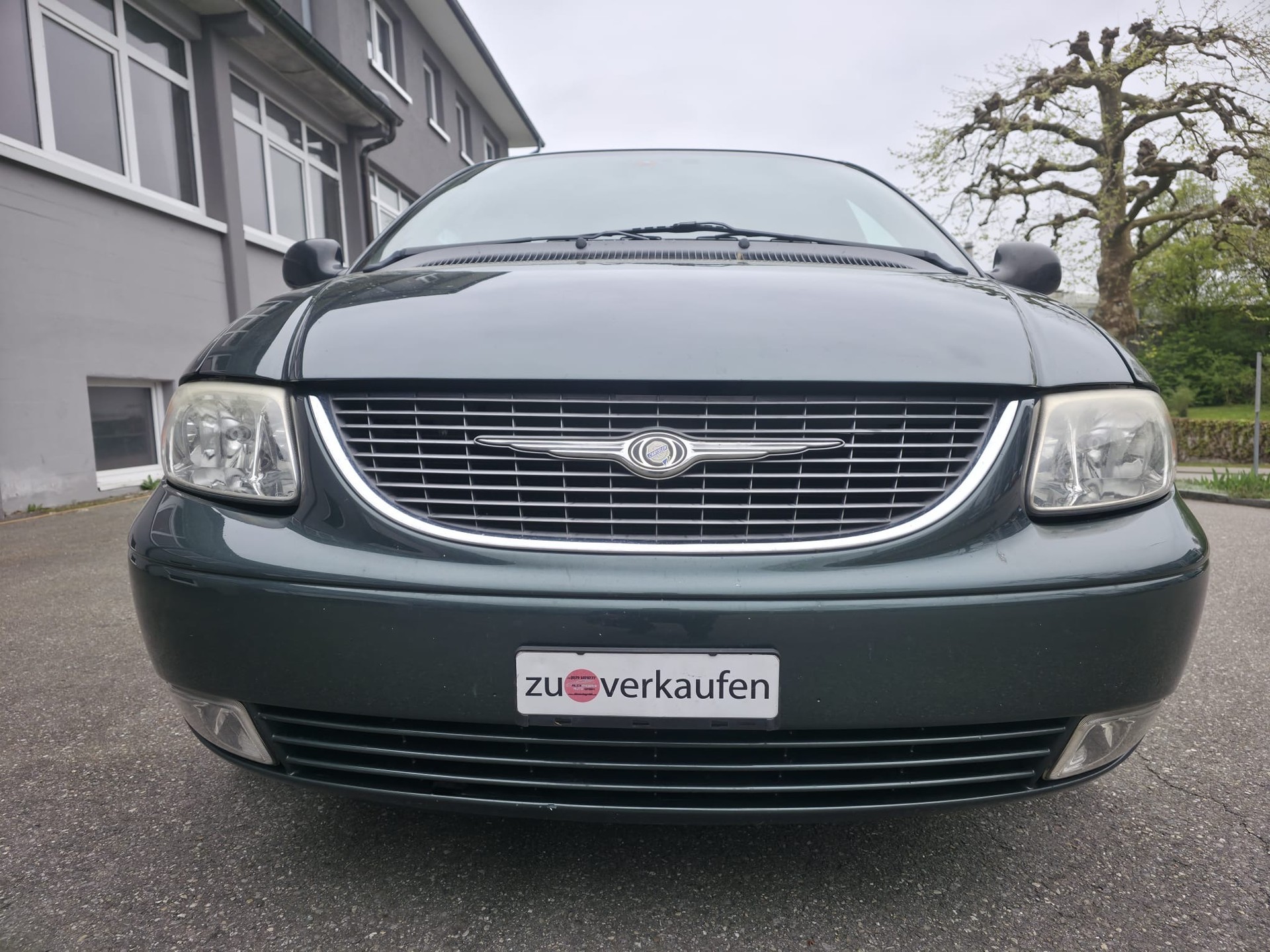 CHRYSLER Voyager 3.3 LX-image-1