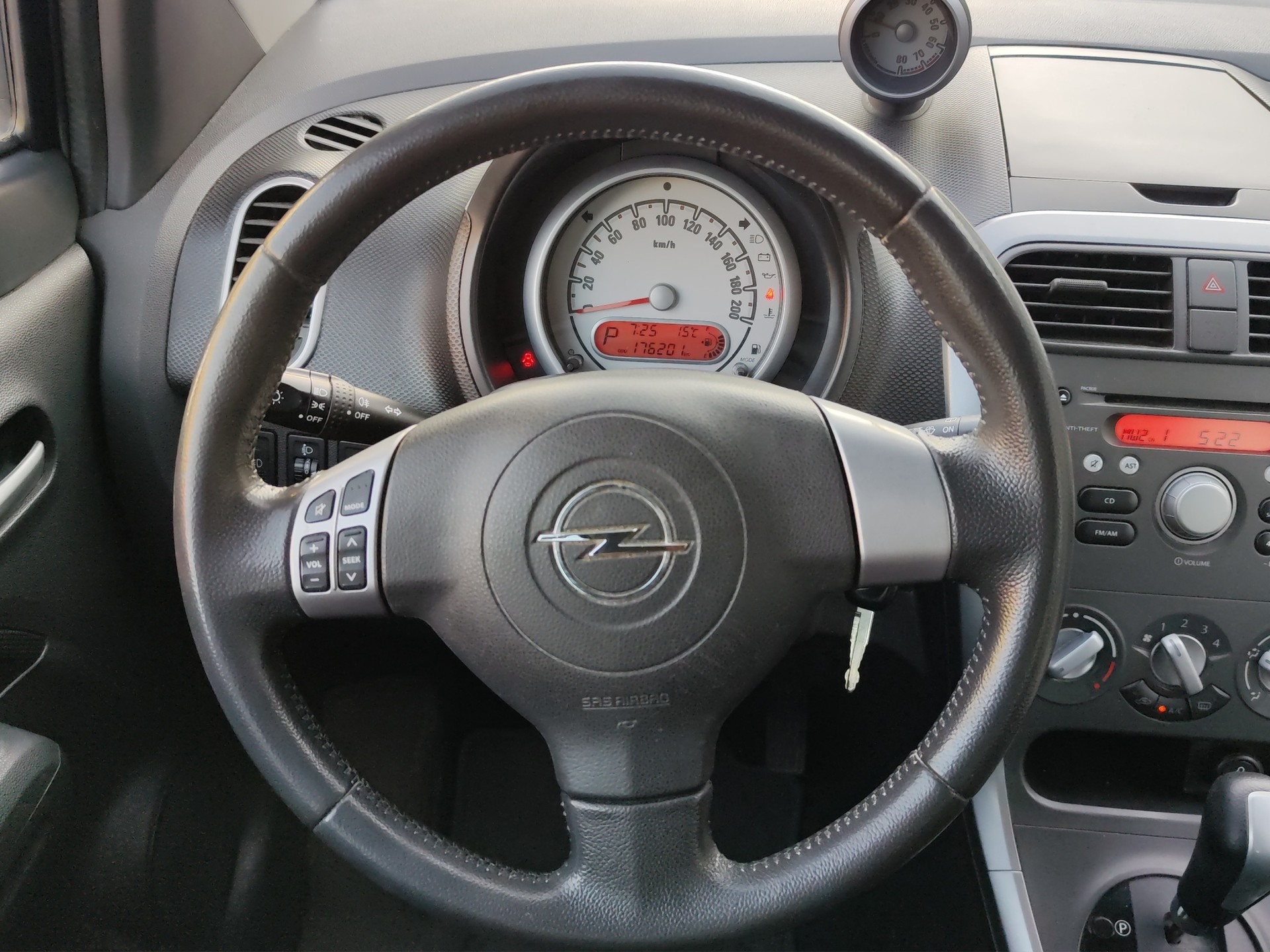 OPEL Agila 1.2 Enjoy Automatic-image-22