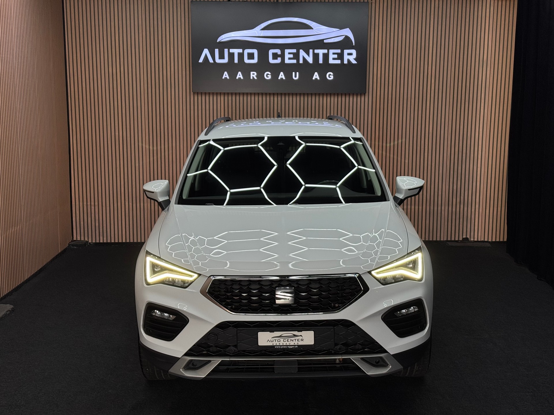 SEAT Ateca 2.0 TDI Style 4Drive DSG *ab CHF 239.-/ Monat*-showroom-element-1