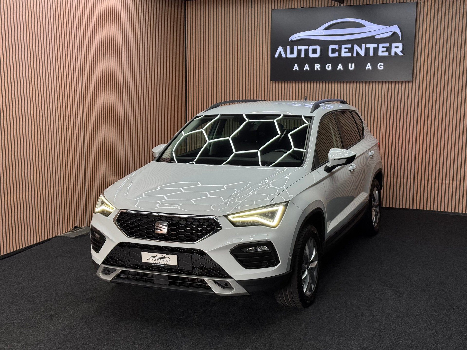 SEAT Ateca 2.0 TDI Style 4Drive DSG *ab CHF 239.-/ Monat*-showroom-element-2