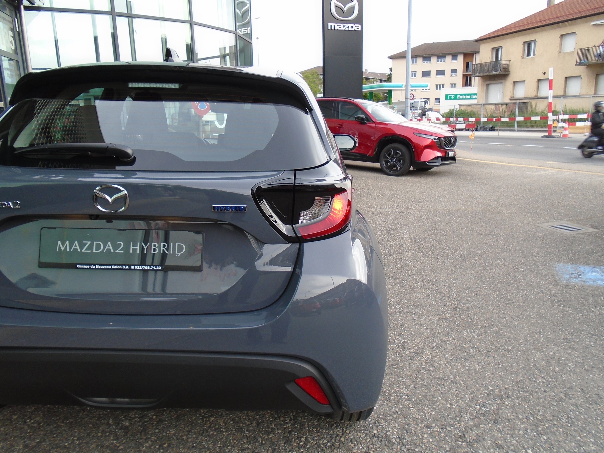 MAZDA 2 Hybrid Centre-Line-image-5