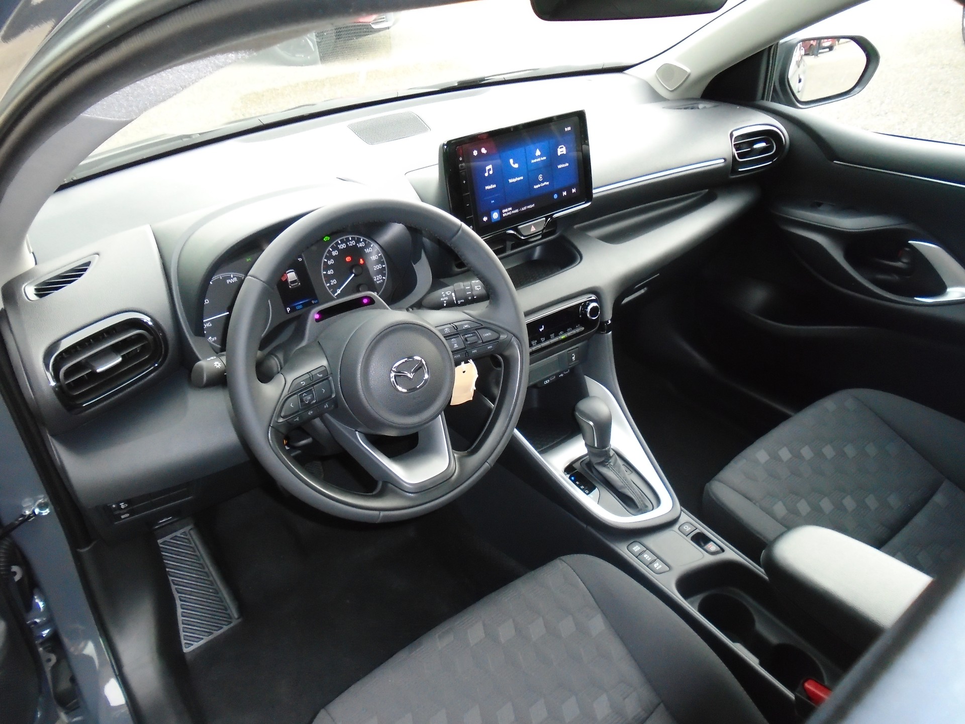 MAZDA 2 Hybrid Centre-Line-image-7