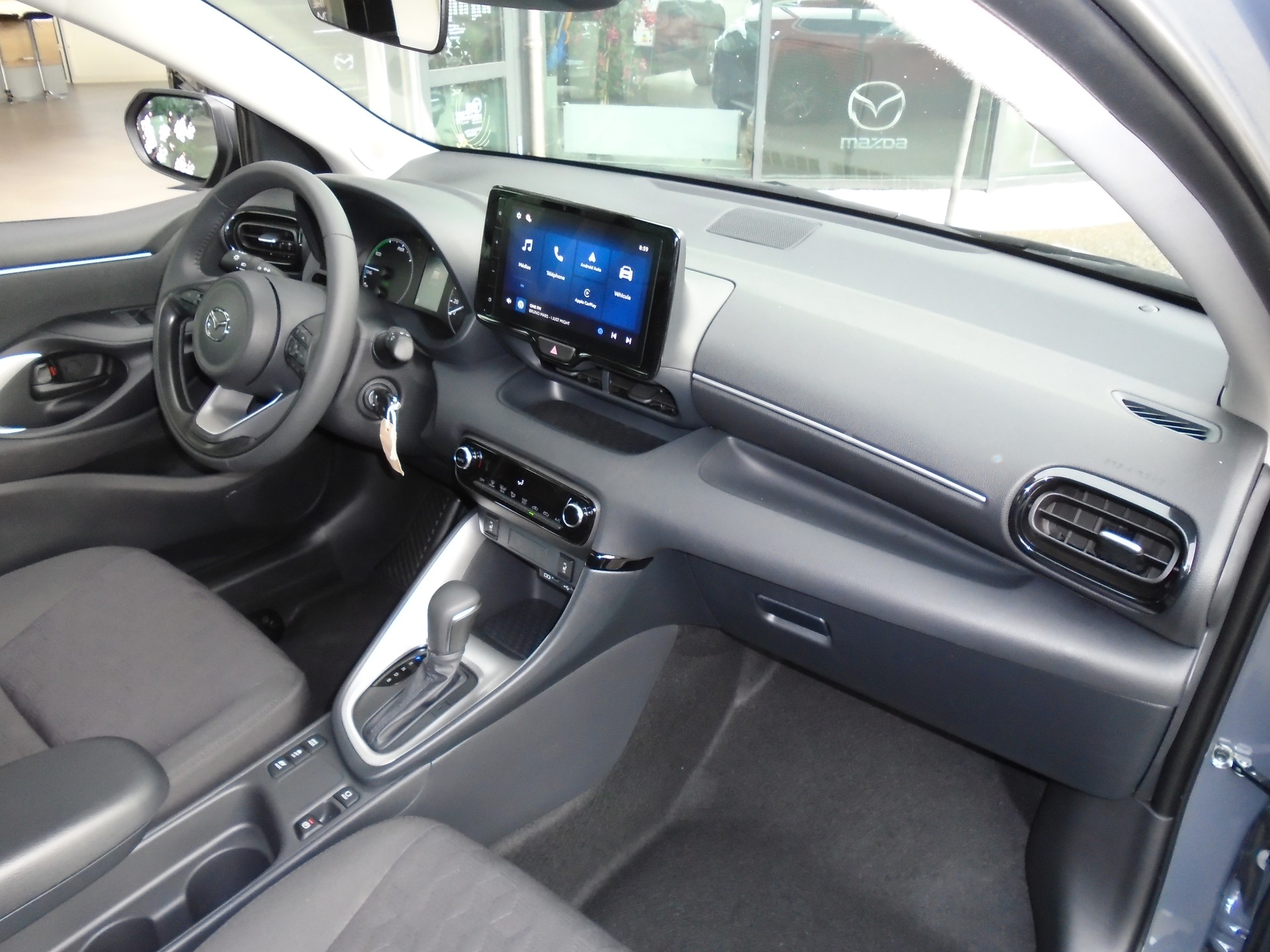 MAZDA 2 Hybrid Centre-Line-image-6