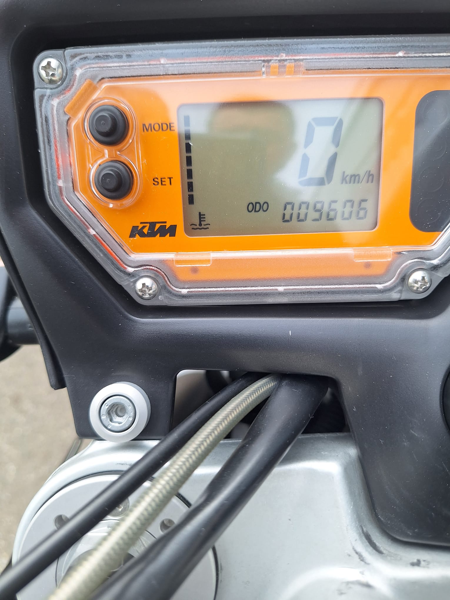 KTM 990 Super Duke-image-4