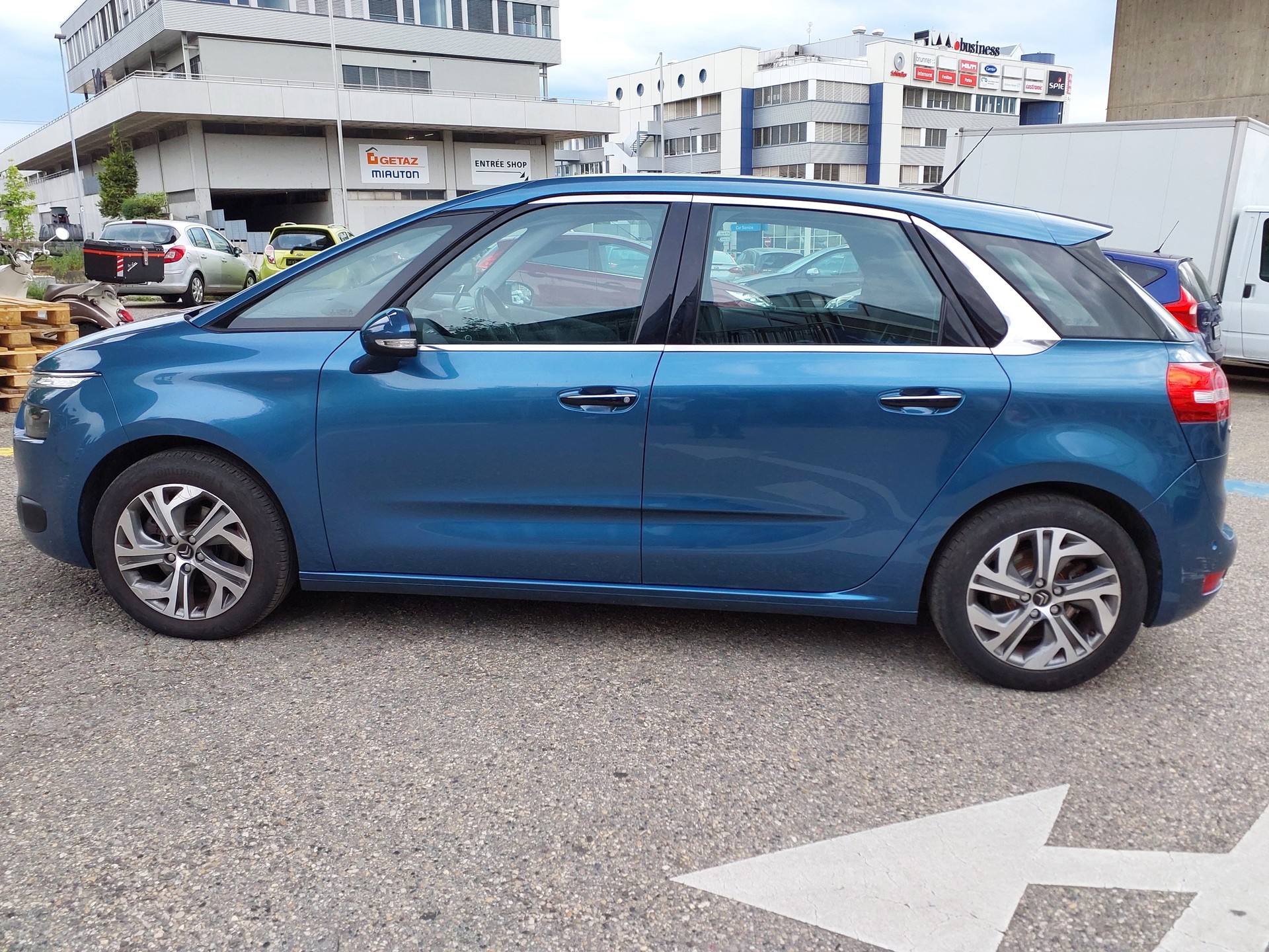 CITROEN C4 Picasso 2.0 BlueHDi Intensive Automatic-image-4