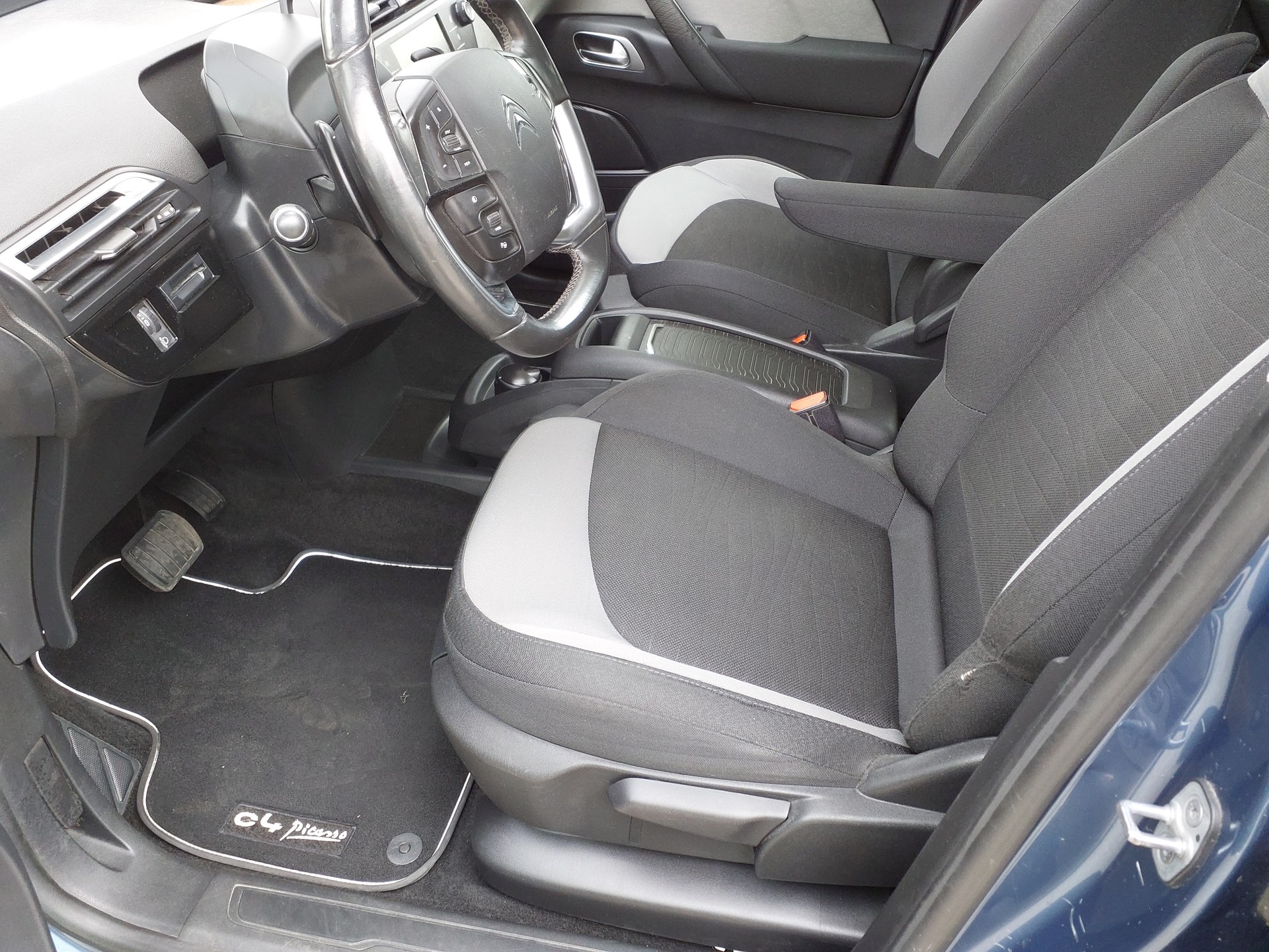 CITROEN C4 Picasso 2.0 BlueHDi Intensive Automatic-image-12