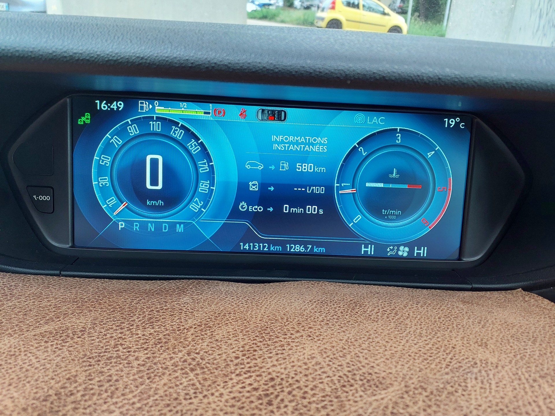 CITROEN C4 Picasso 2.0 BlueHDi Intensive Automatic-image-10