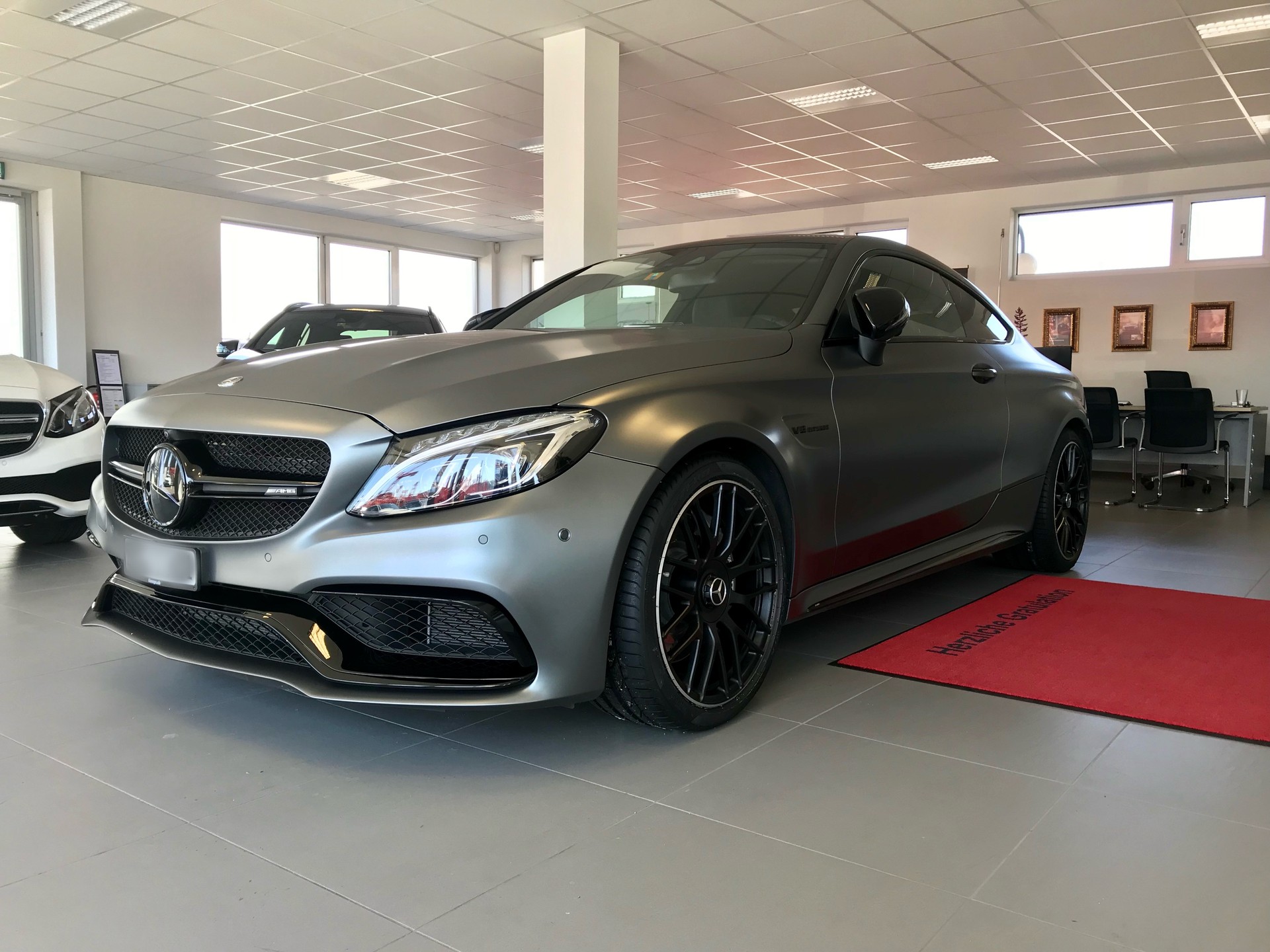 MERCEDES-BENZ C 63 AMG