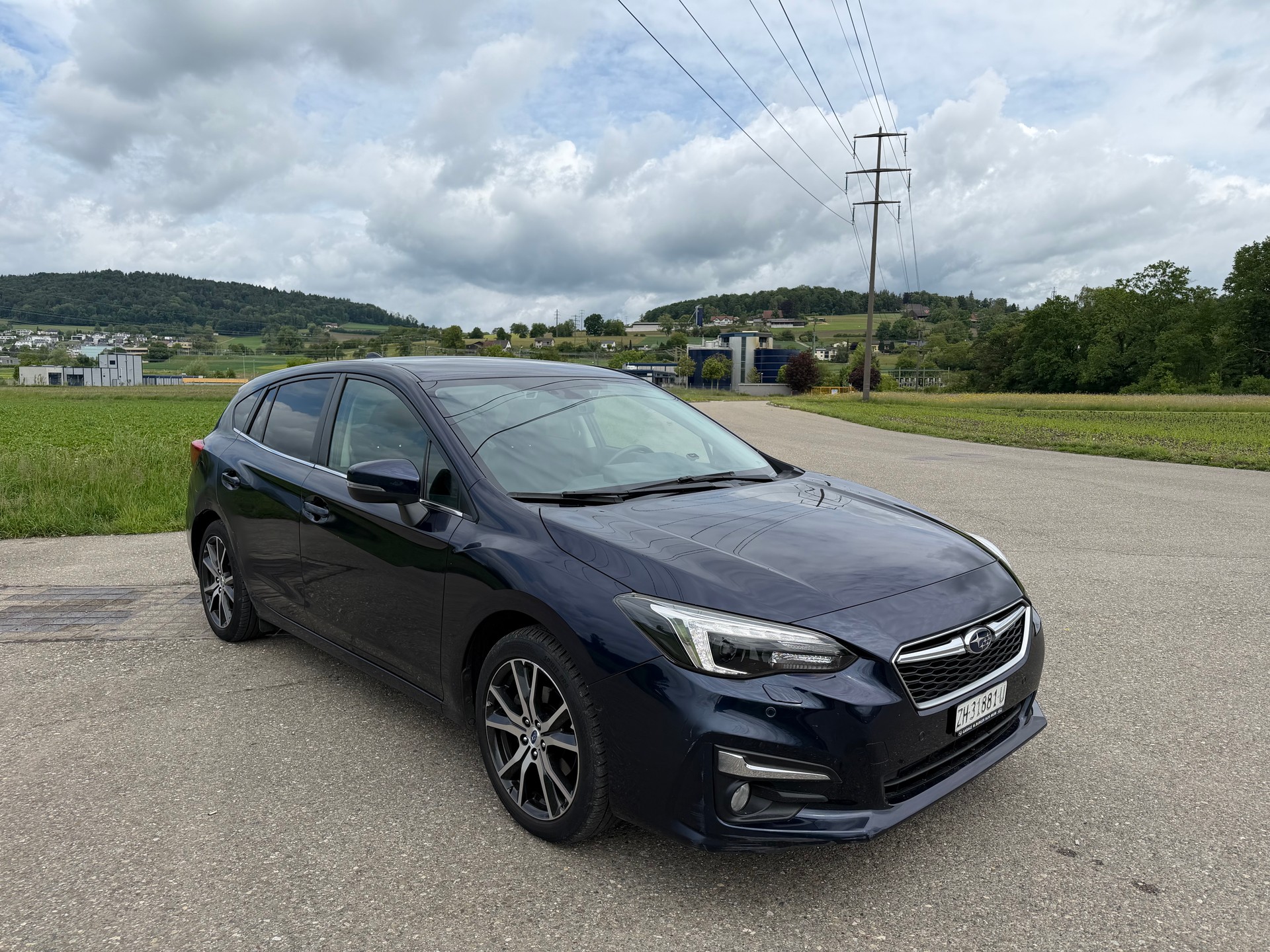 SUBARU Impreza 2.0 Luxury AWD Lineartronic-image-3