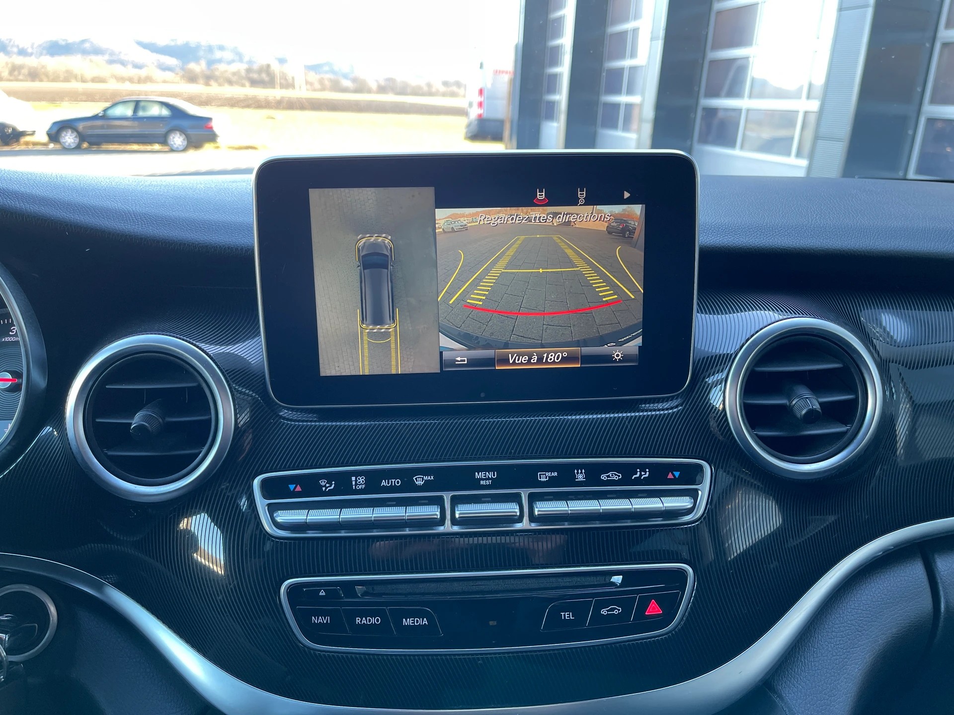 MERCEDES-BENZ V 250 d lang 4Matic 7G-Tronic-image-8