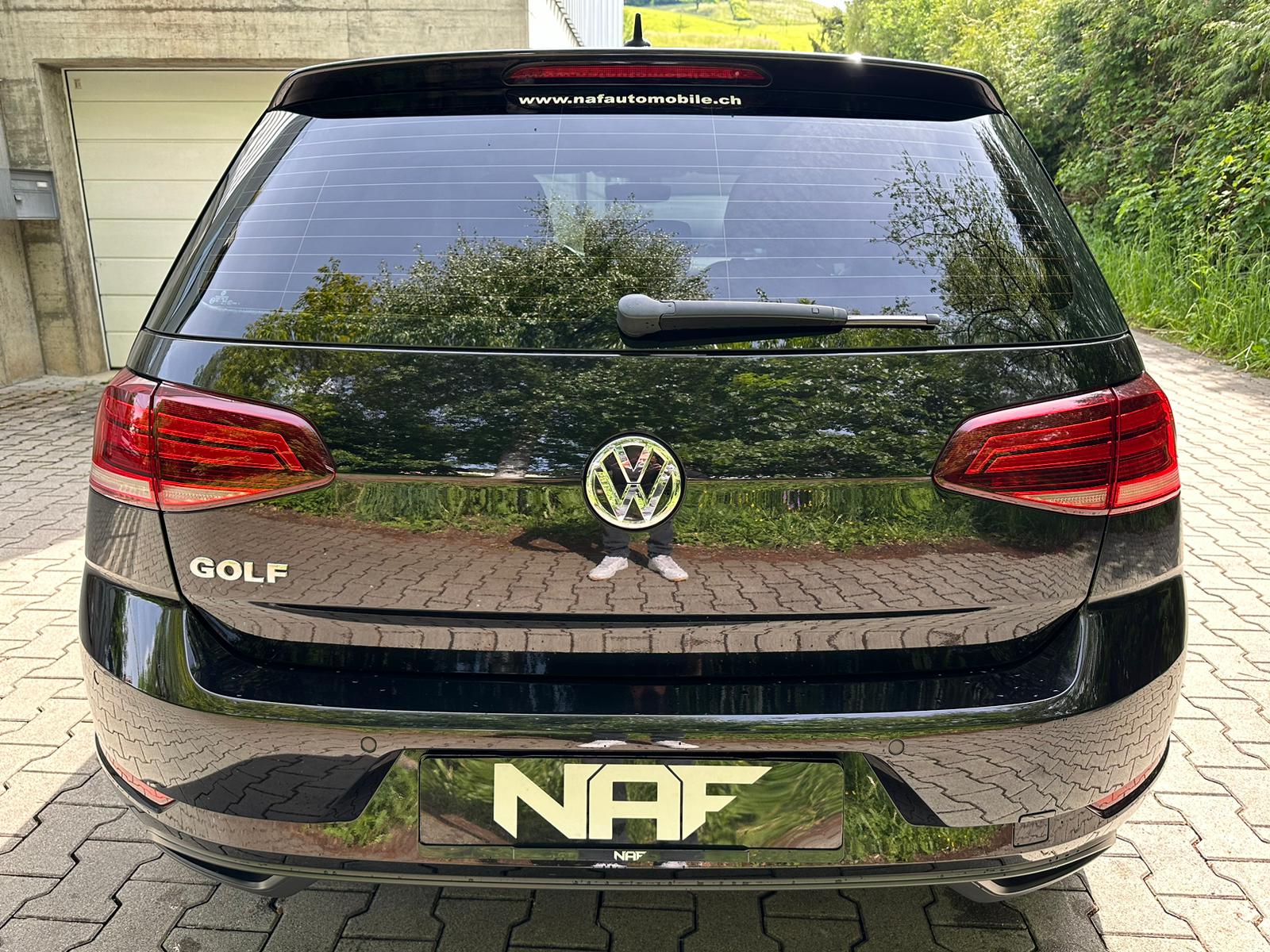 VW Golf 1.0 TSI Trendline-showroom-element-3