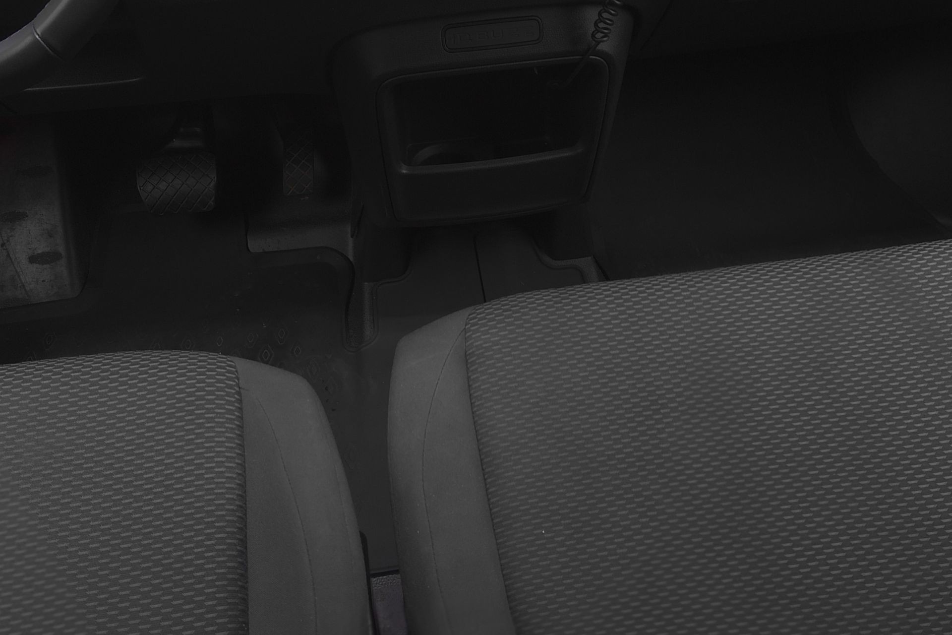 VW ID. Buzz Cargo-image-10