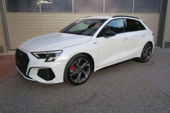 AUDI A3 Sportback 40 TFSI S line quattro S-tronic