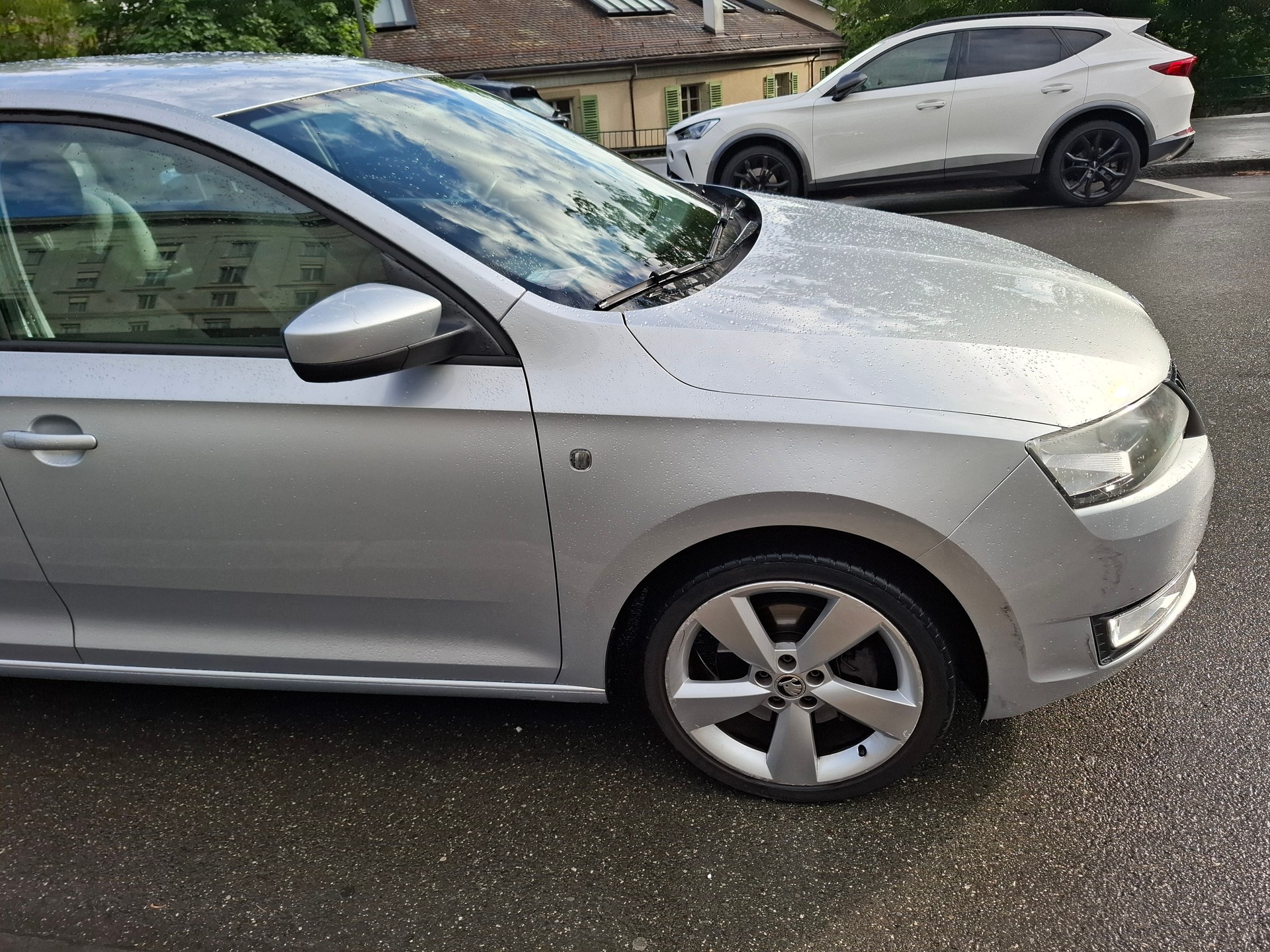 SKODA 1.4 TSI Active DSG-image-5