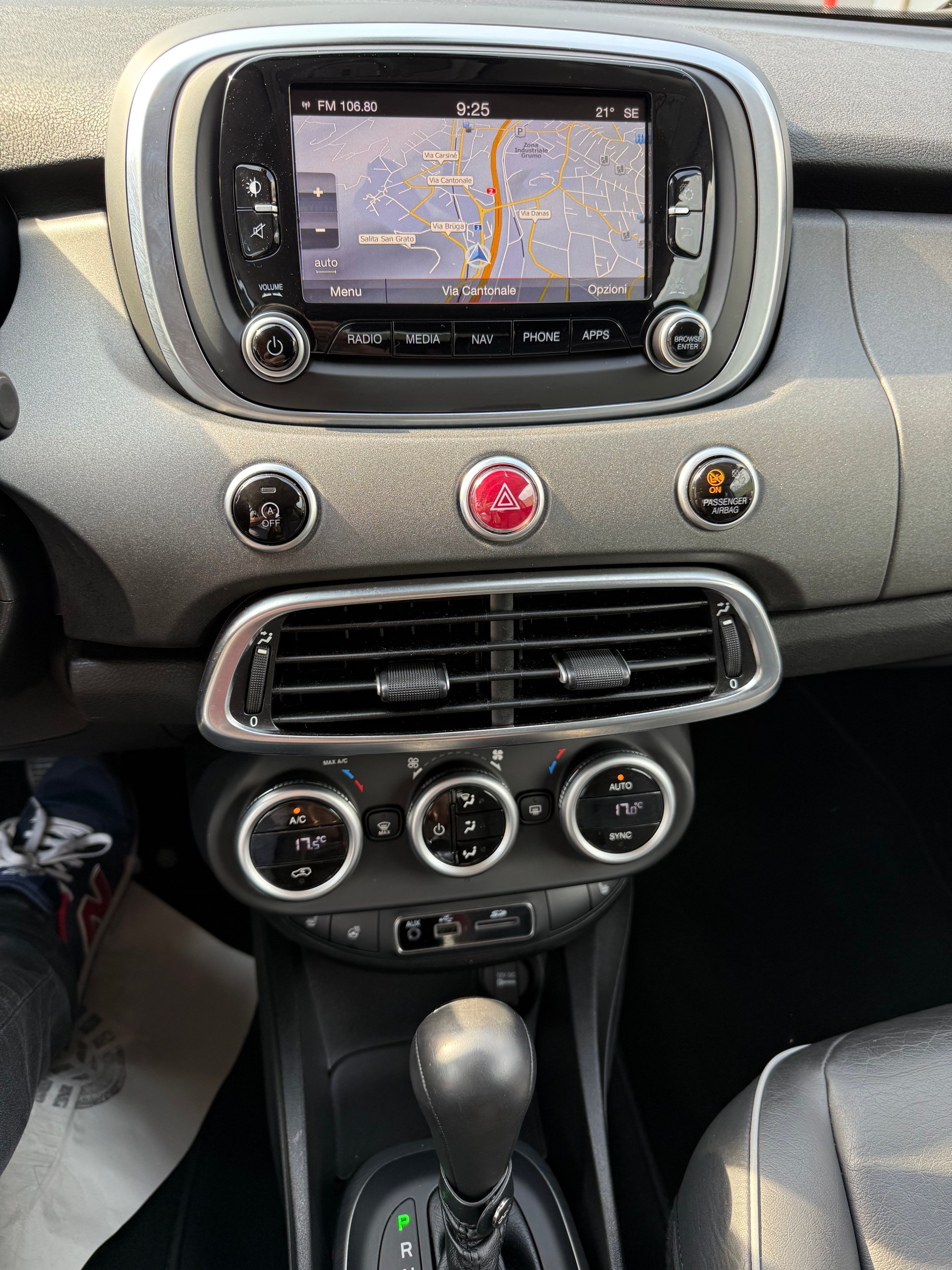 FIAT 500X 2.0 MJ Cross Plus 4x4 Automatic-image-6