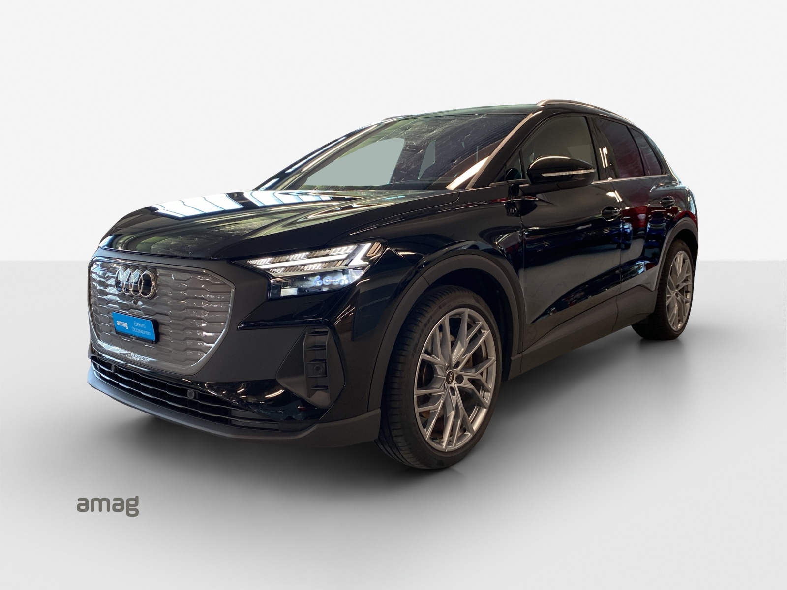 AUDI Q4 e-tron 40