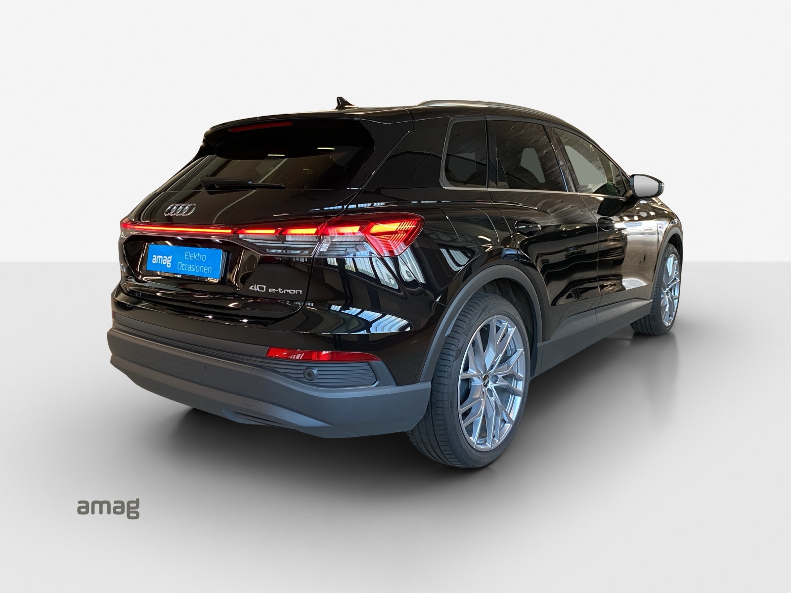 AUDI Q4 e-tron 40-image-5