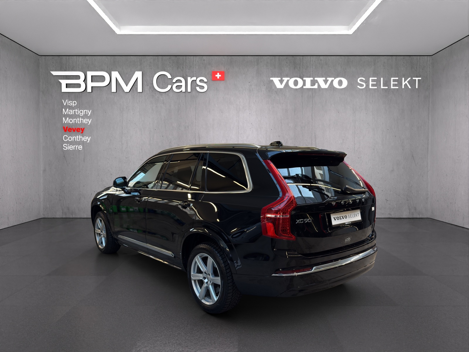 VOLVO XC90 2.0 T8 TE Ultimate Bright 7P. eAWD-showroom-element-2