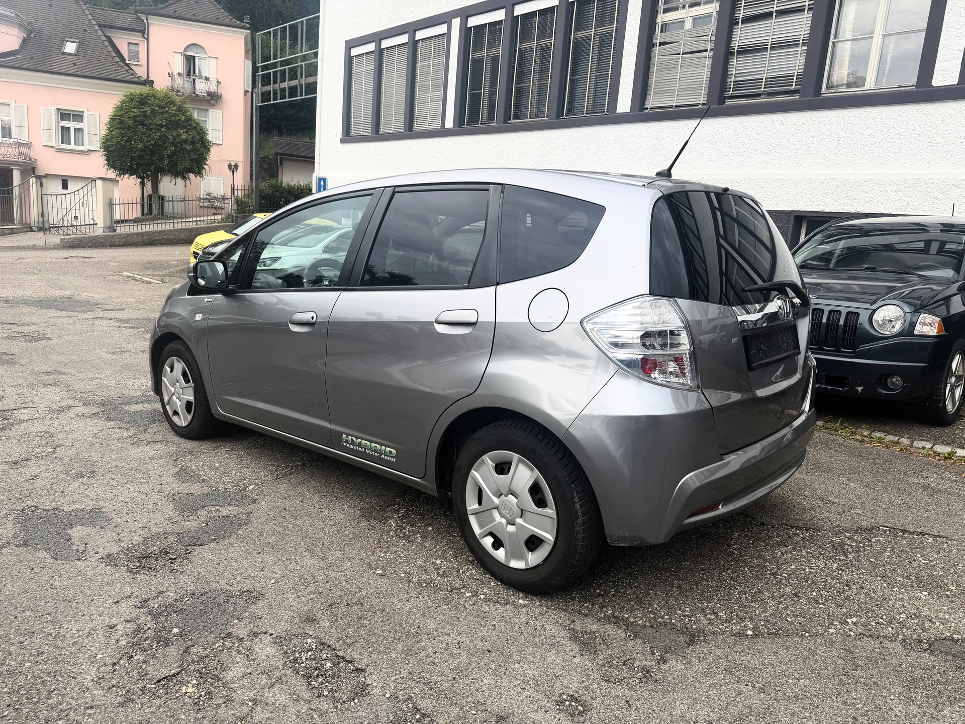 HONDA Jazz 1.3i Hybrid Exclusive CVT-image-5