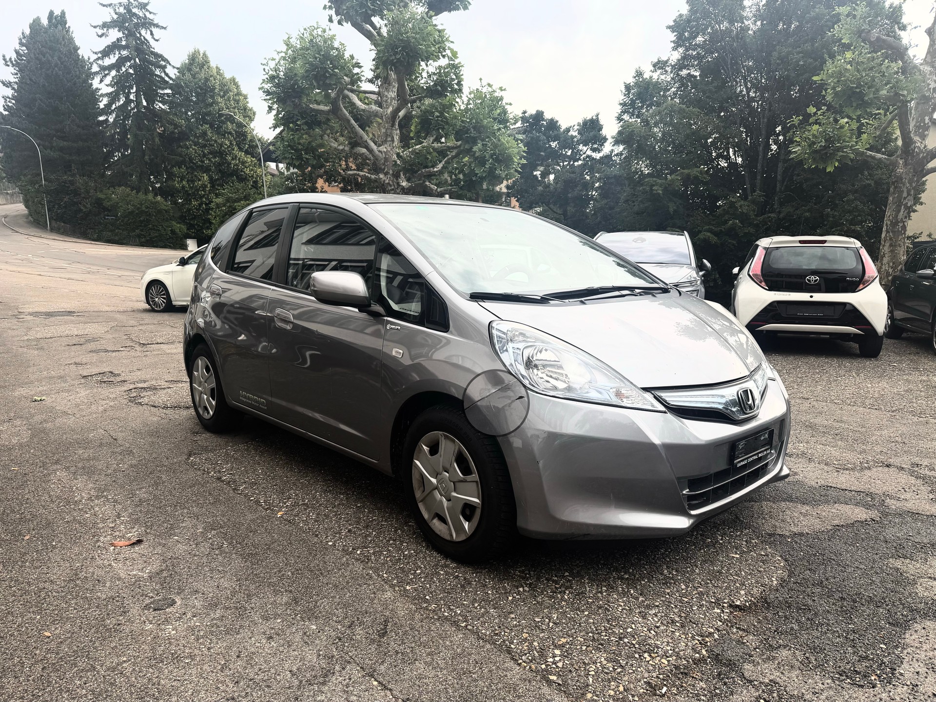 HONDA Jazz 1.3i Hybrid Exclusive CVT-image-2