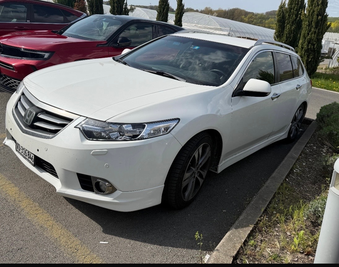 HONDA Accord Tourer 2.2 i-CTDi Type-S Advanced Safety Edition-image-3