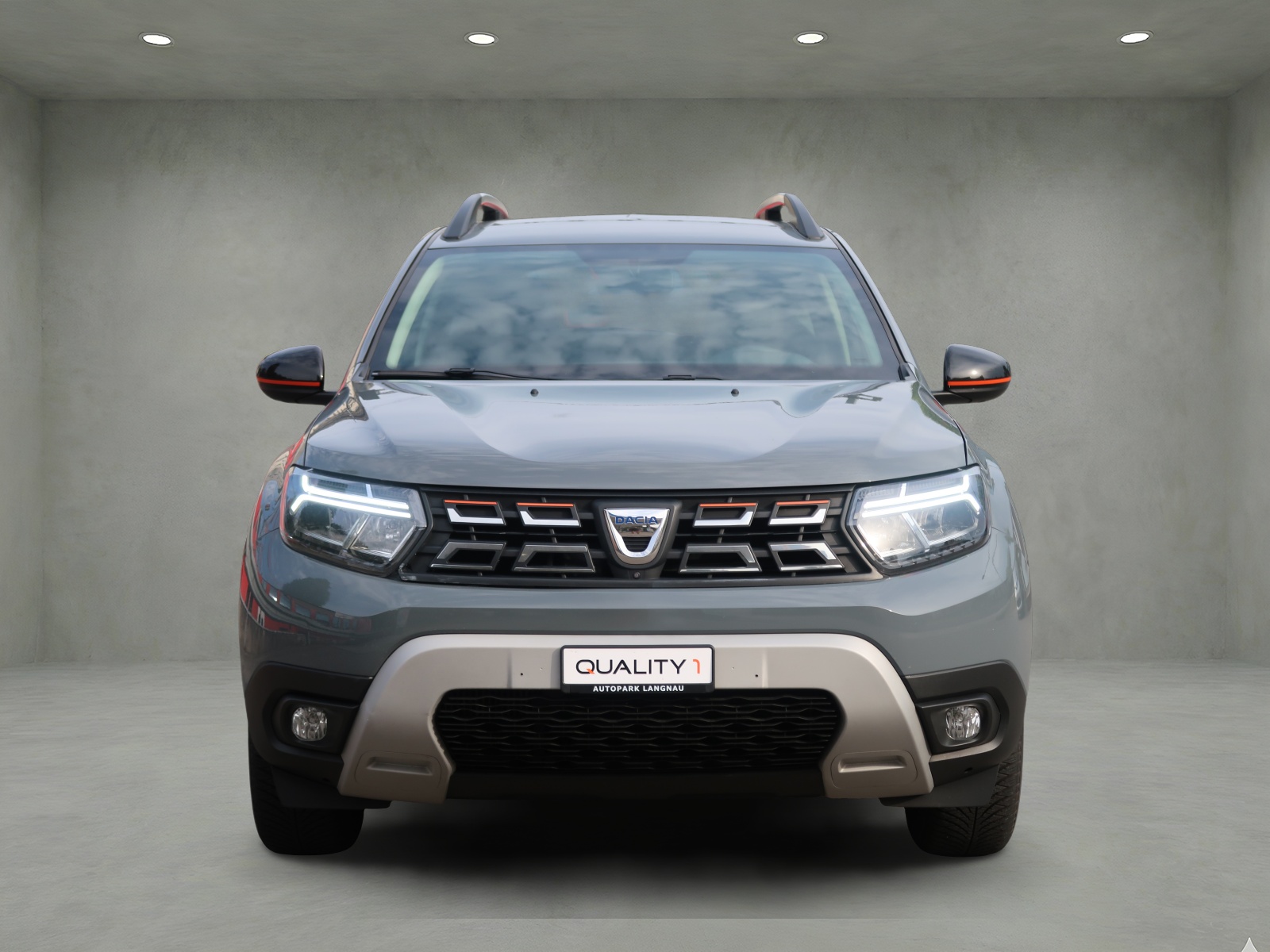 DACIA Duster TCe 150 Extreme EDC 4x2-showroom-element-1