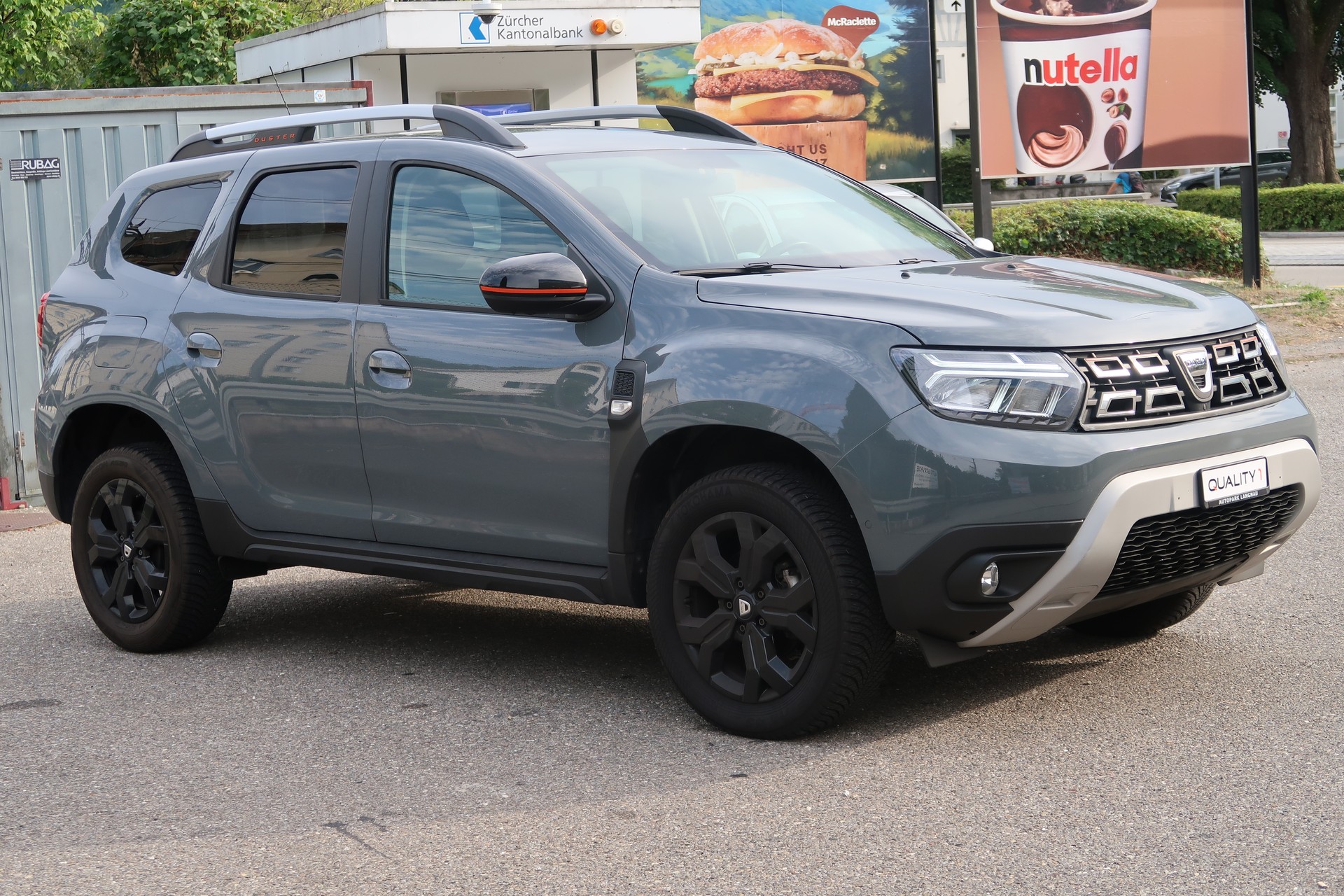DACIA Duster TCe 150 Extreme EDC 4x2-showroom-element-2