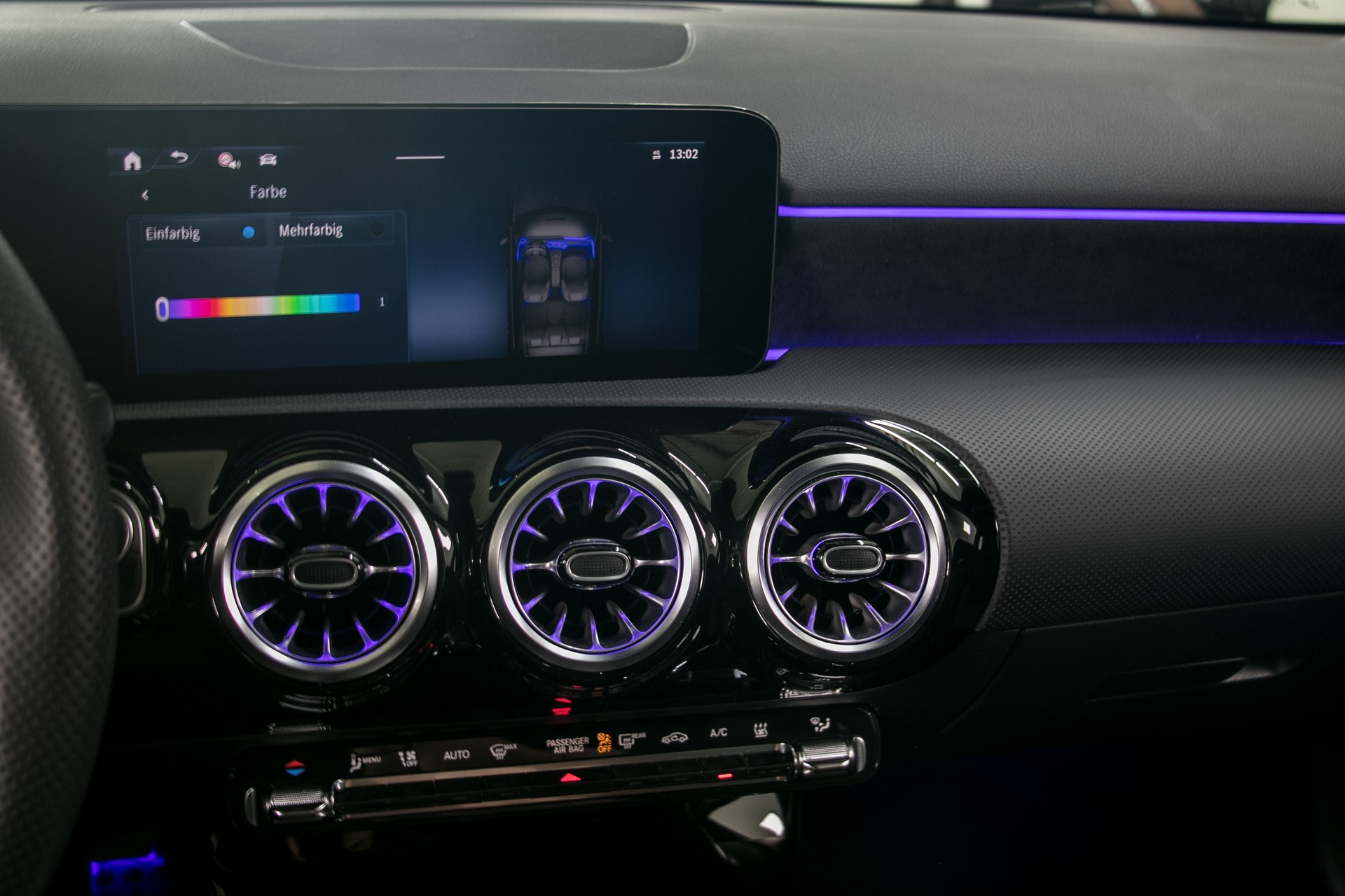 MERCEDES-BENZ A 250 e 8G-DCT-image-10
