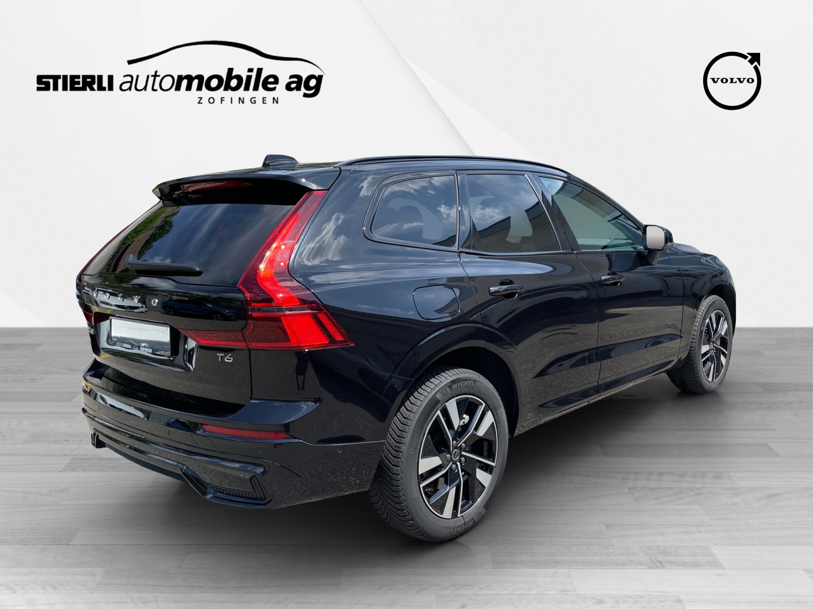VOLVO XC60 2.0 T6 TE Plus Dark eAWD-image-4