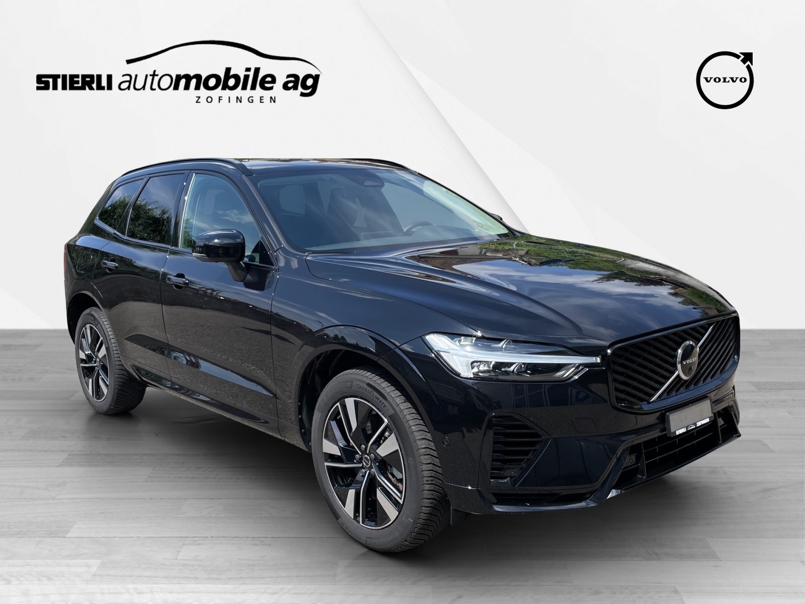 VOLVO XC60 2.0 T6 TE Plus Dark eAWD-showroom-element-2