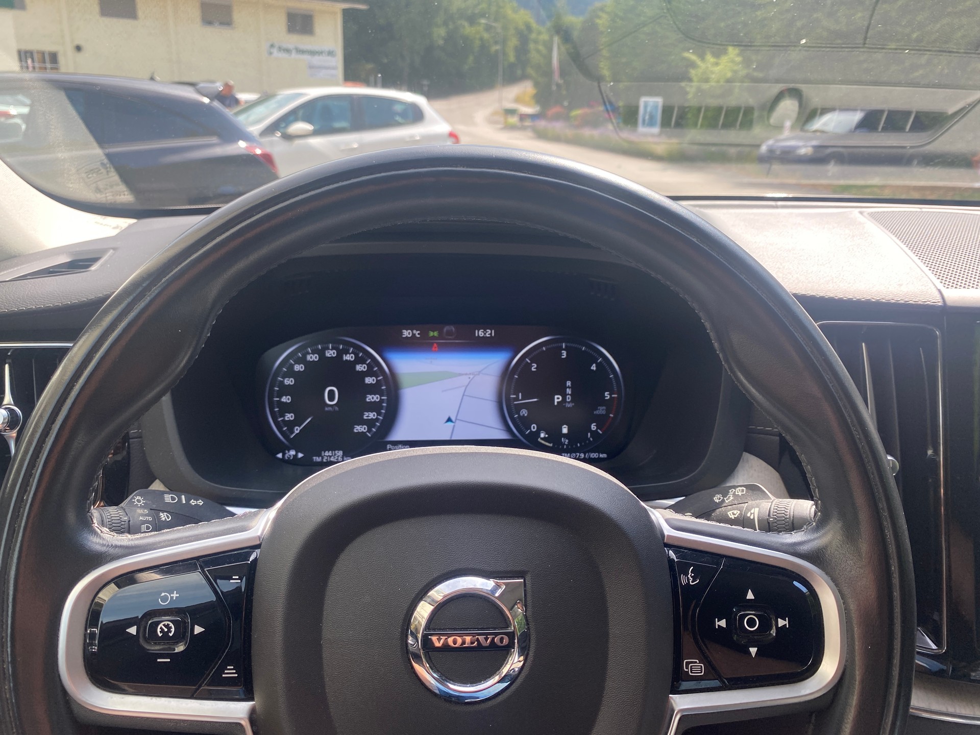 VOLVO XC60 B4 Diesel Mild Hybrid AWD Inscription Geartronic-image-7