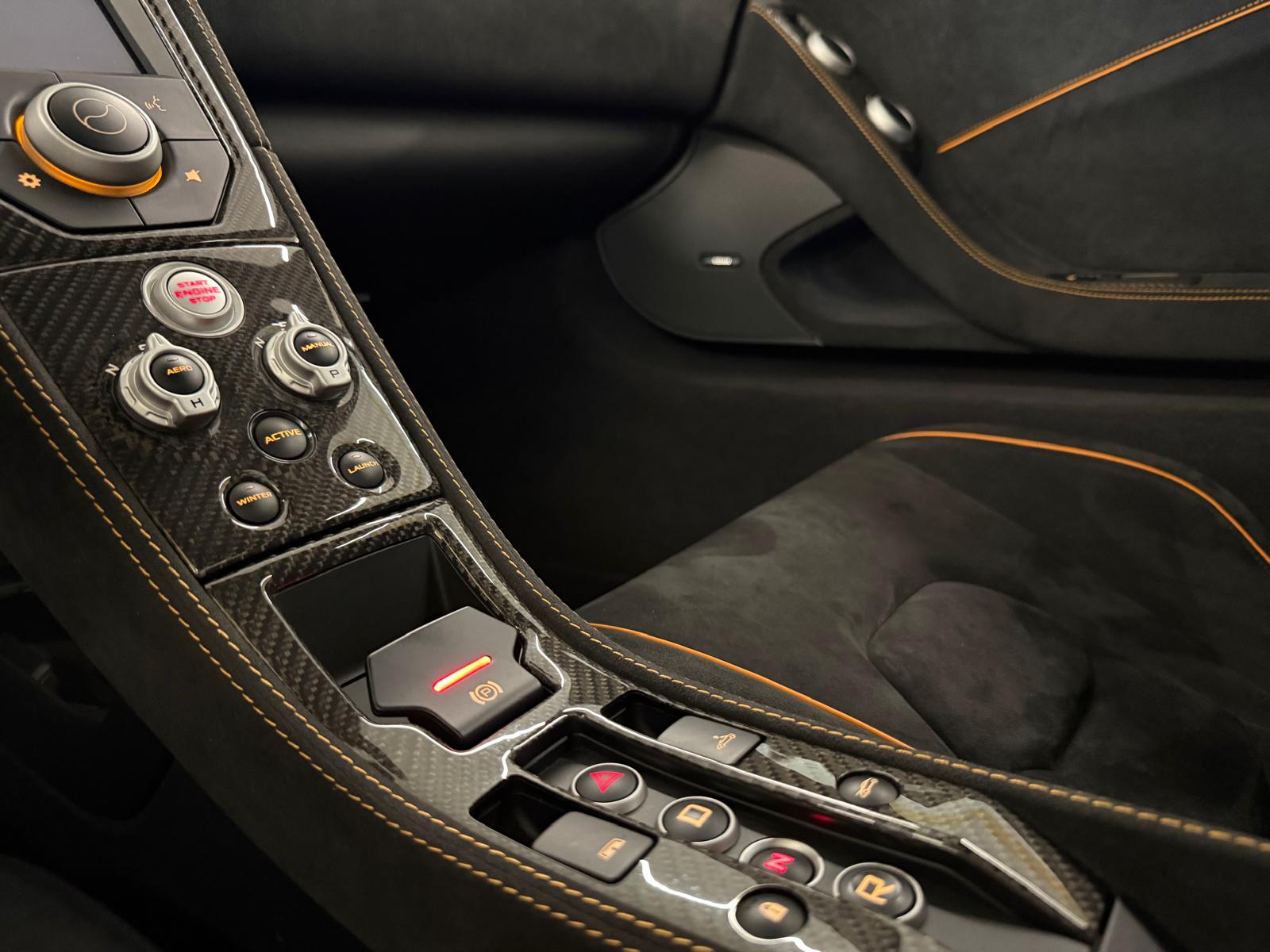 McLAREN 650S Spider 3.8 V8 SSG-image-16
