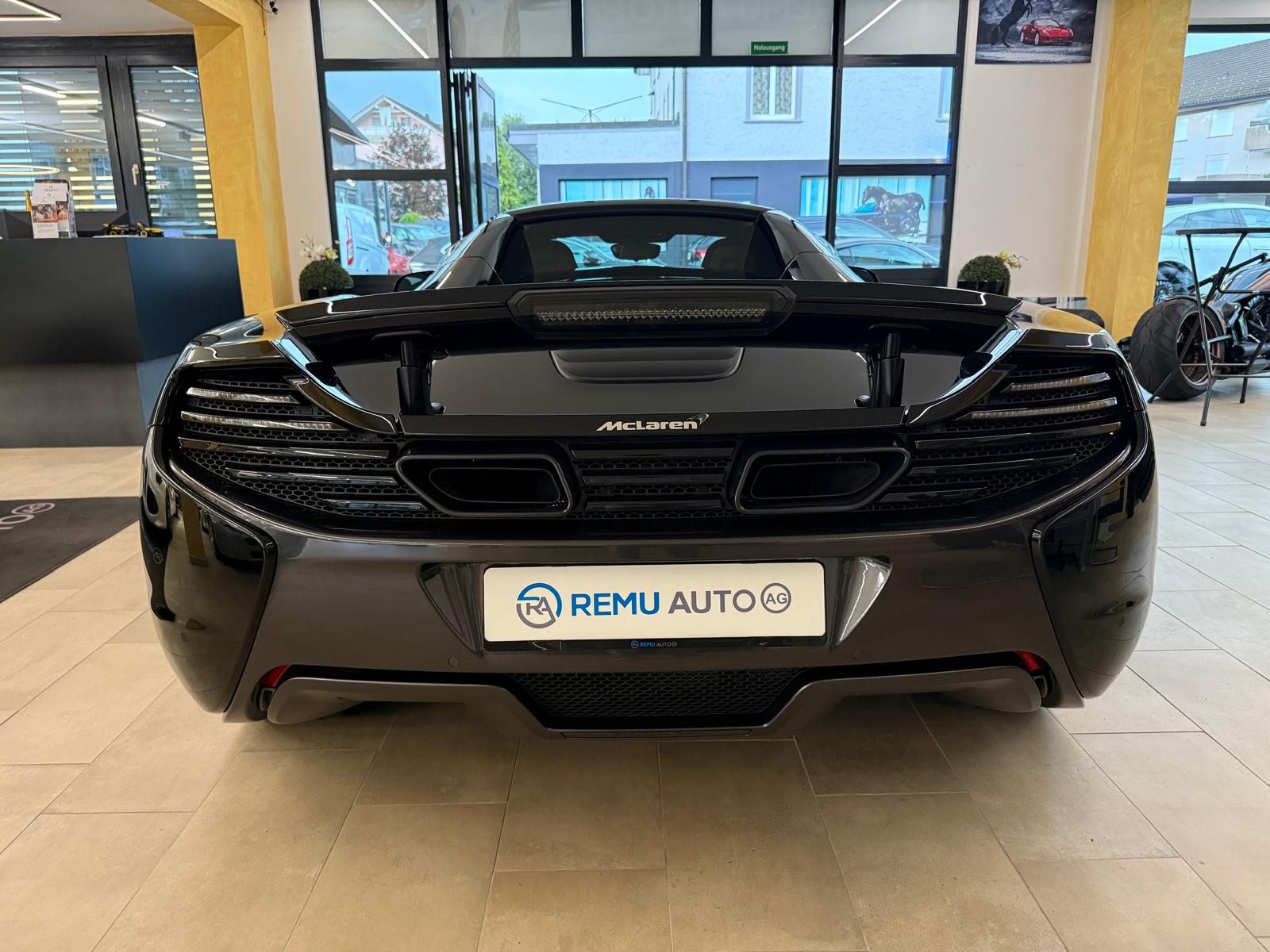 McLAREN 650S Spider 3.8 V8 SSG-showroom-element-3