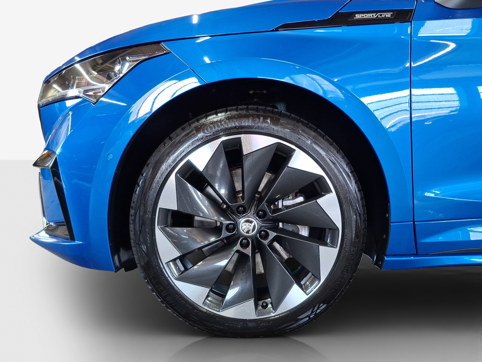 SKODA Enyaq iV 80x SportLine-image-14