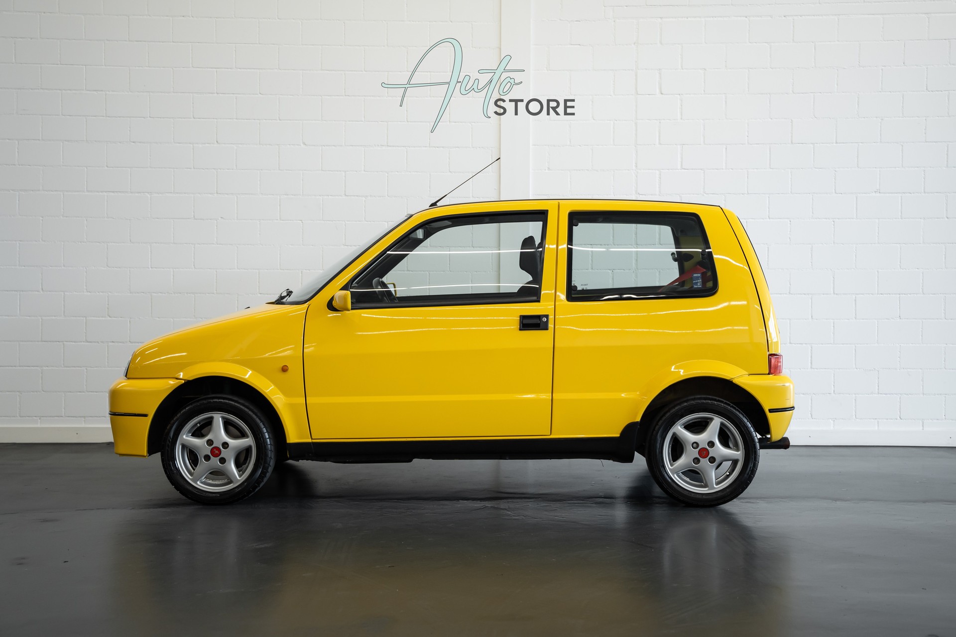 FIAT Cinquecento Sporting-showroom-element-2