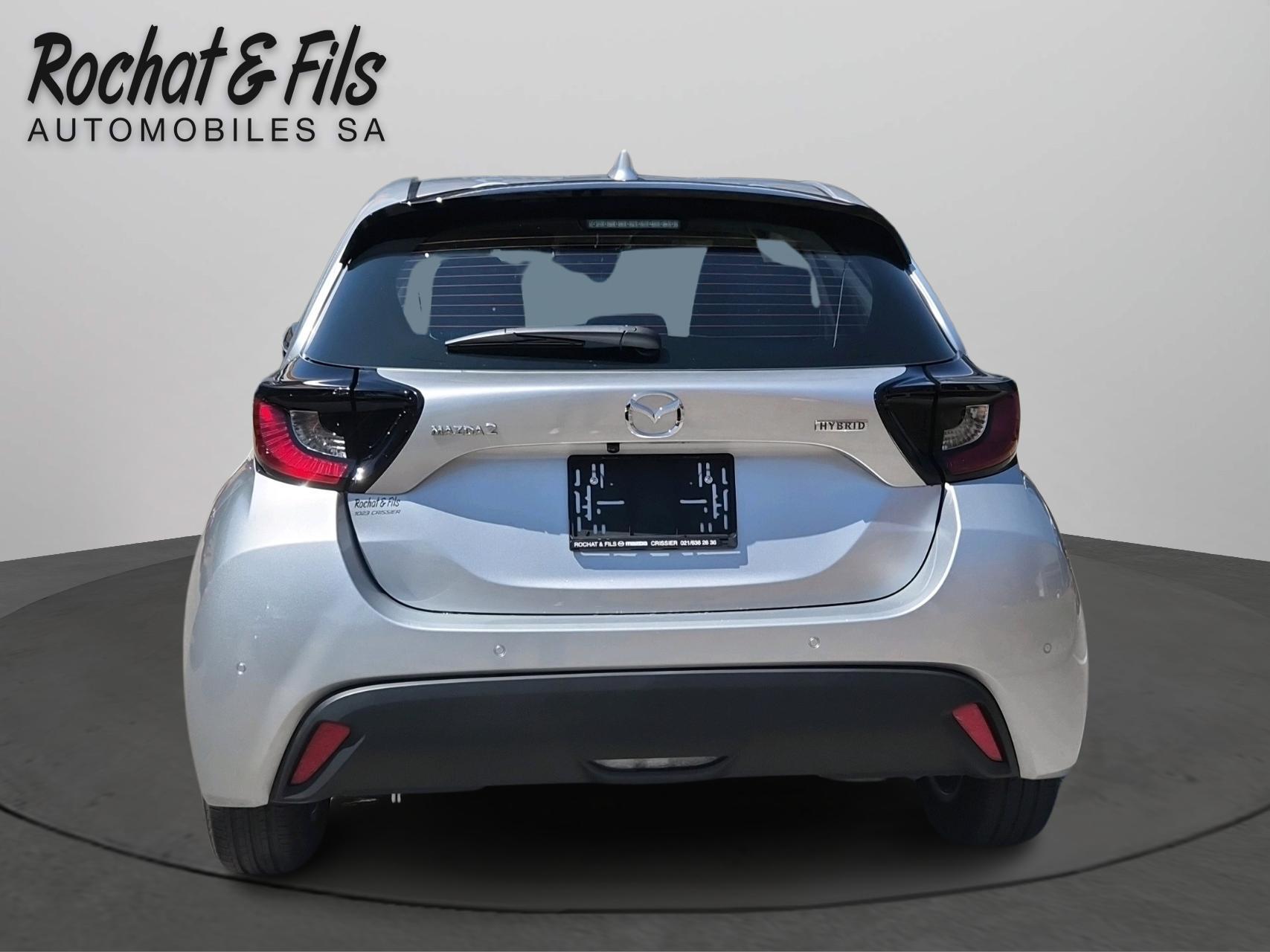MAZDA 2 Hybrid Centre-line-showroom-element-3