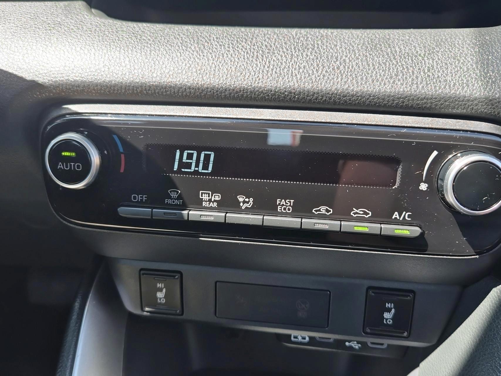 MAZDA 2 Hybrid Centre-line-image-15