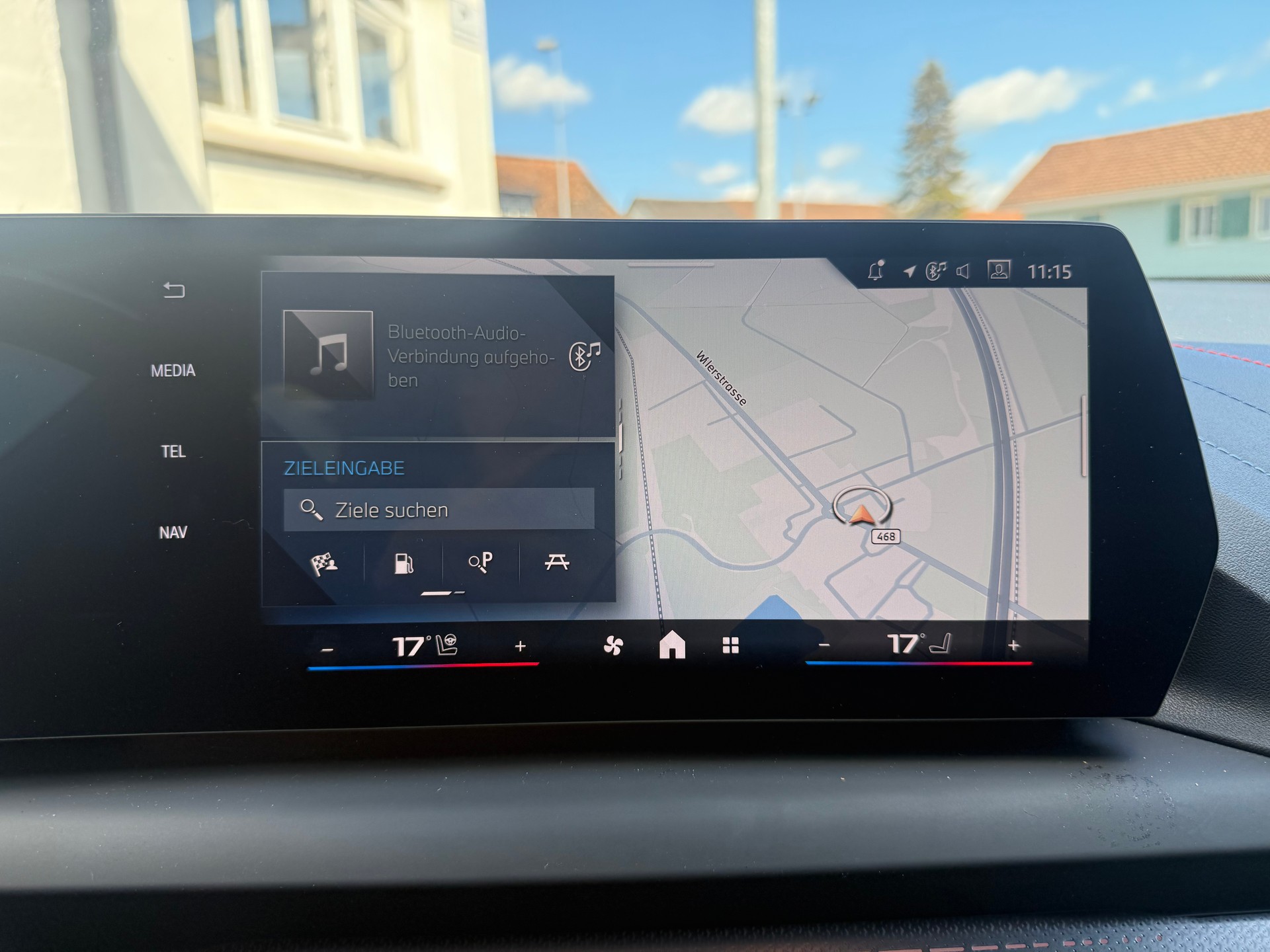 BMW M135i xDrive-image-11