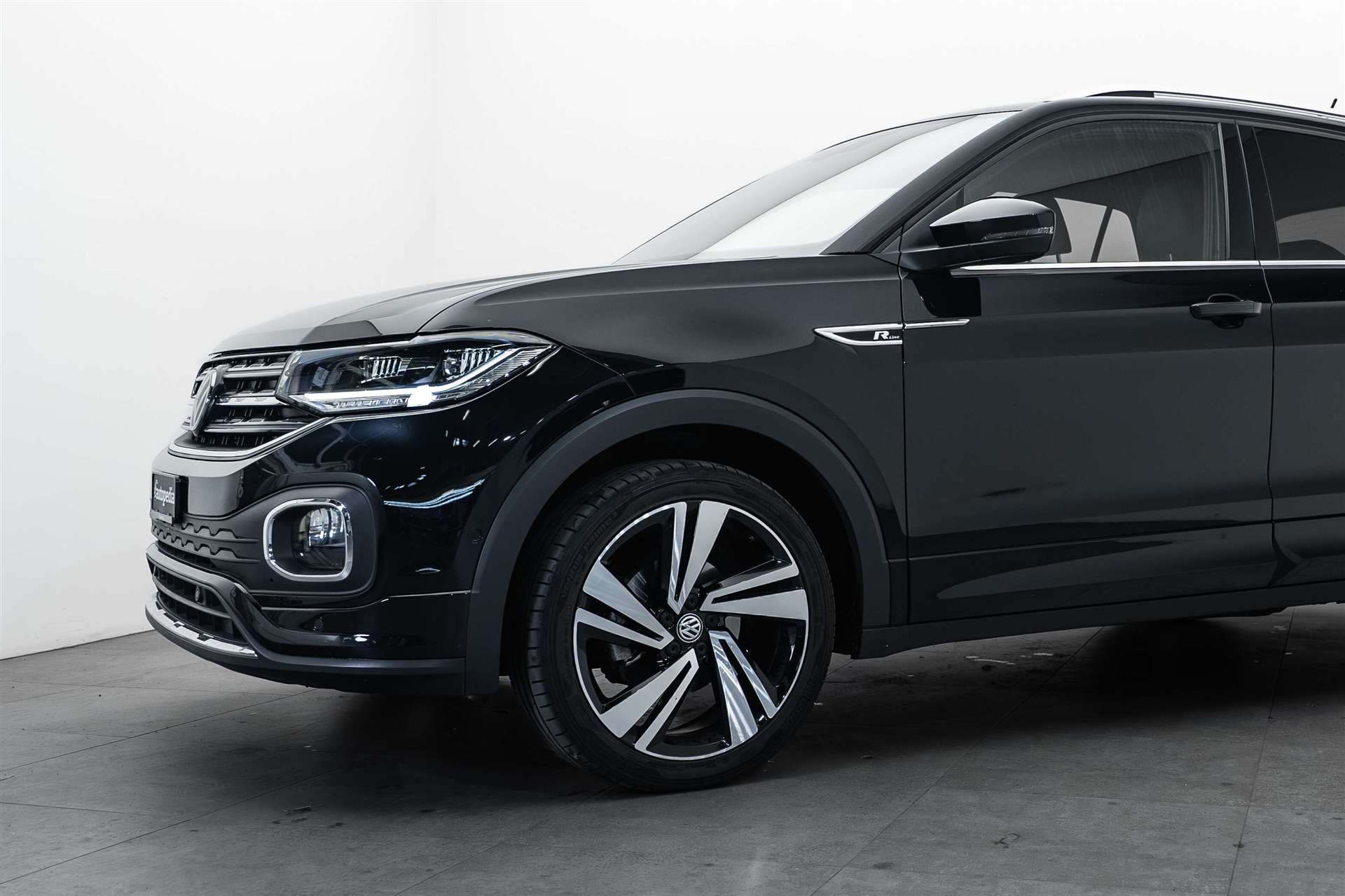 VW VW T-Cross 1.0 TSI R-Line! DSG-showroom-element-1
