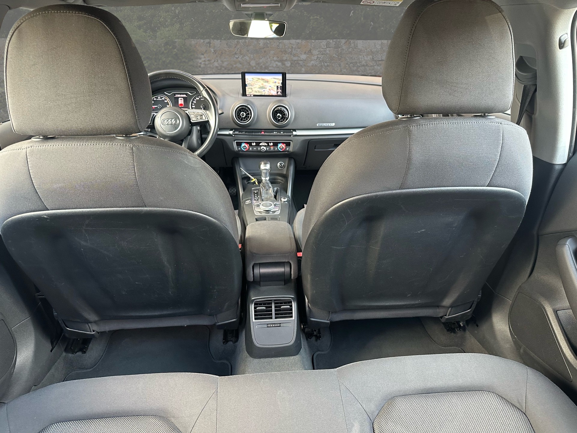 AUDI A3 Sportback 1.4 e-tron S-tronic-image-10
