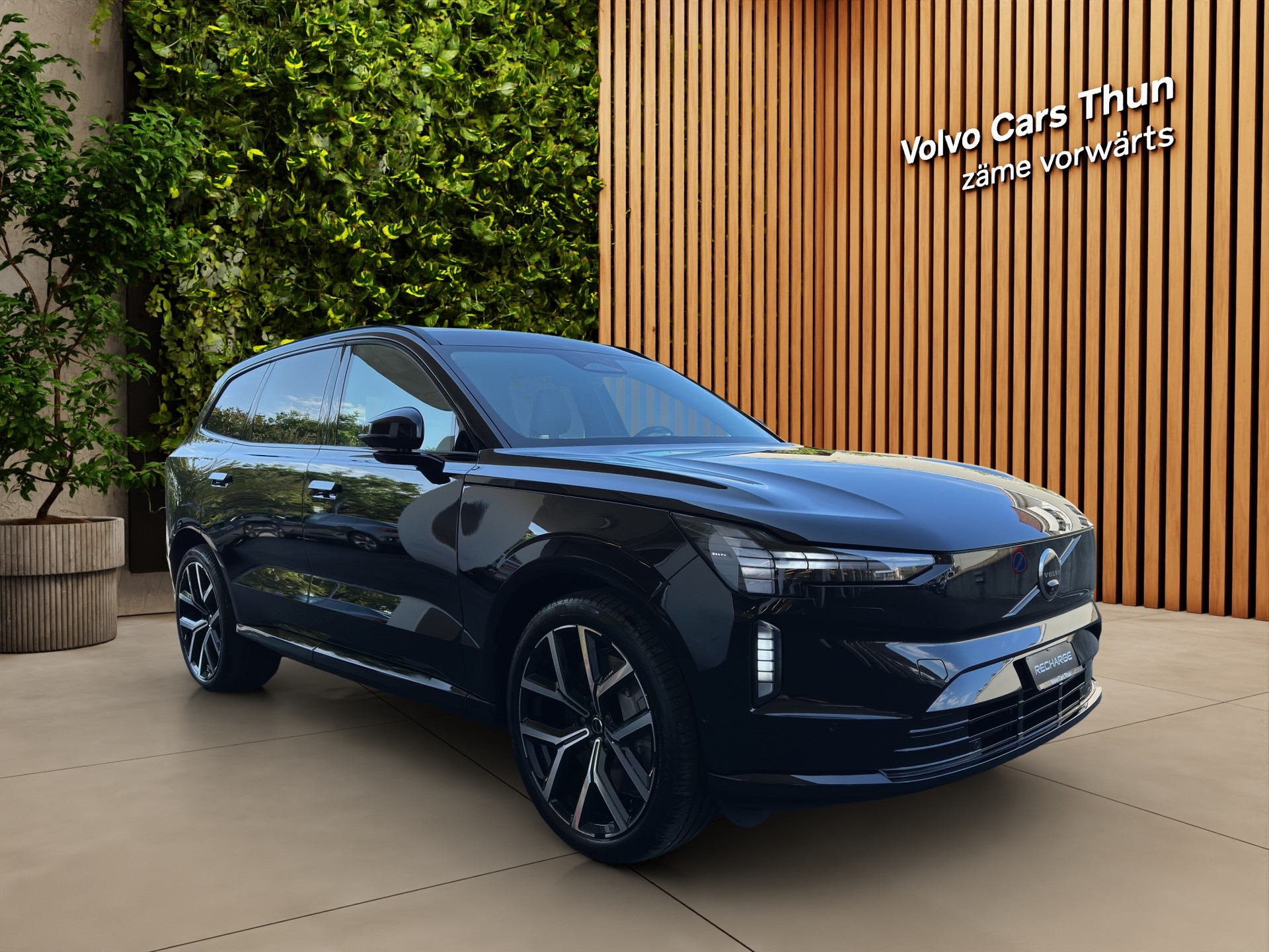 VOLVO EX90 Twin Performance Ultra 6P. AWD-showroom-element-2