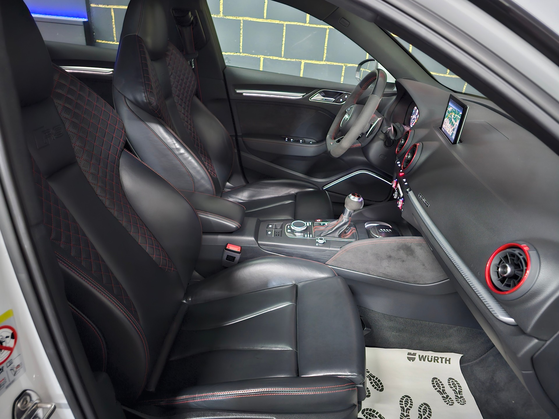 AUDI RS3 Sportback 2.5 TSI quattro S-tronic-image-10